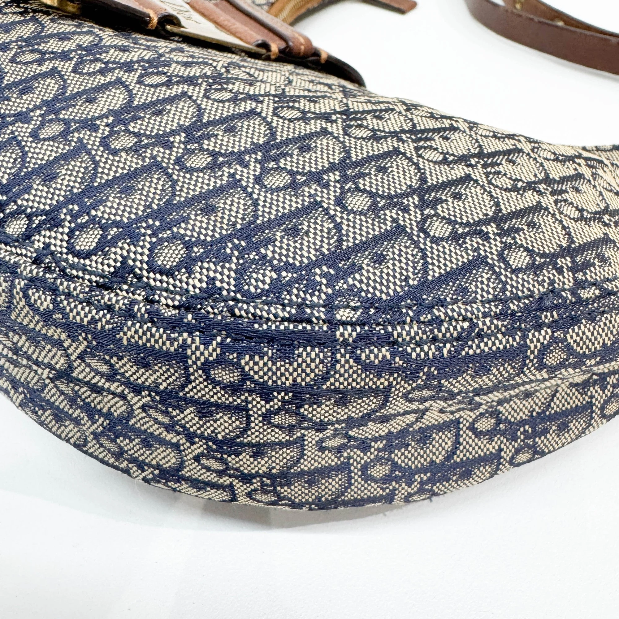Street Chic Half-Moon Brown Trotter Canvas Hobo Bag - Image 10