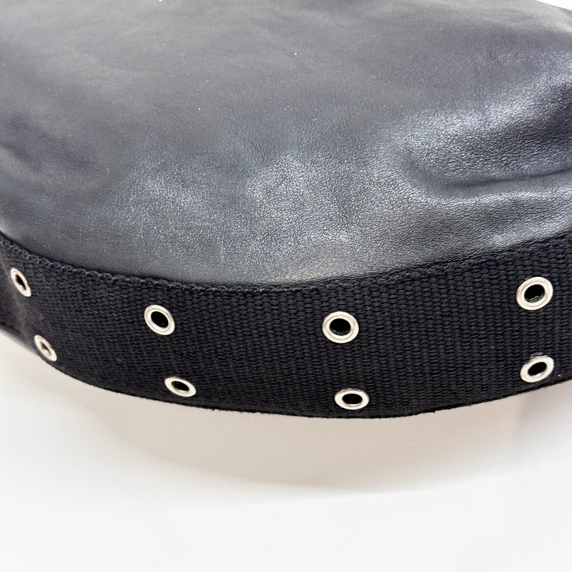 Street Chic Hobo Black Leather Shoulder Bag - Image 10
