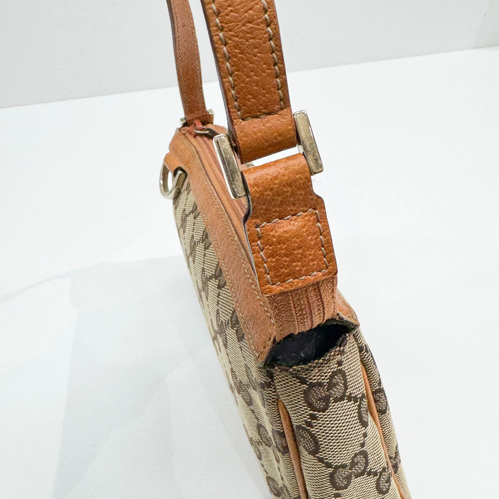 Tan GG Canvas Shoulder Bag - Image 10