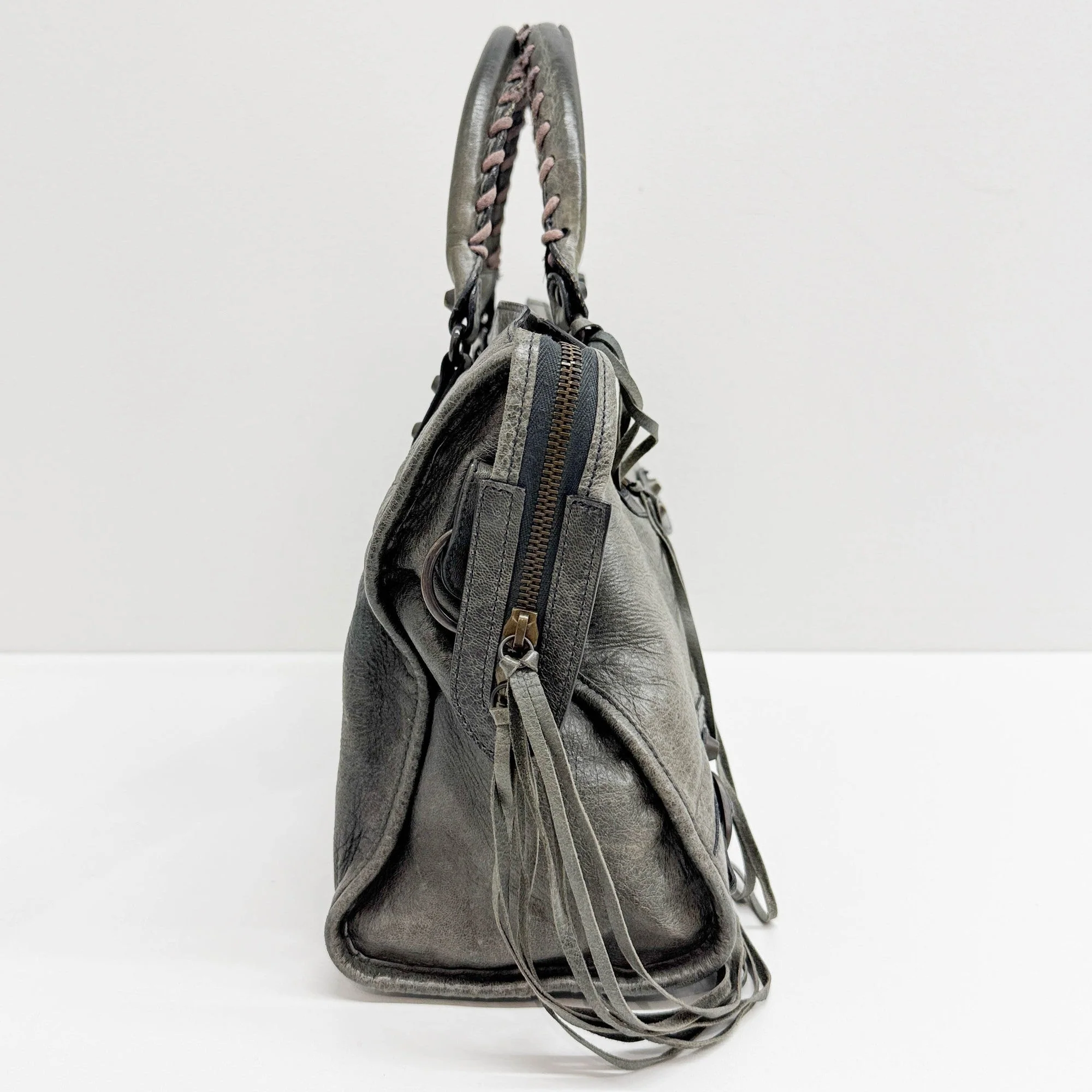 The City Anthracite Gray Leather Two Way Bag - Image 5