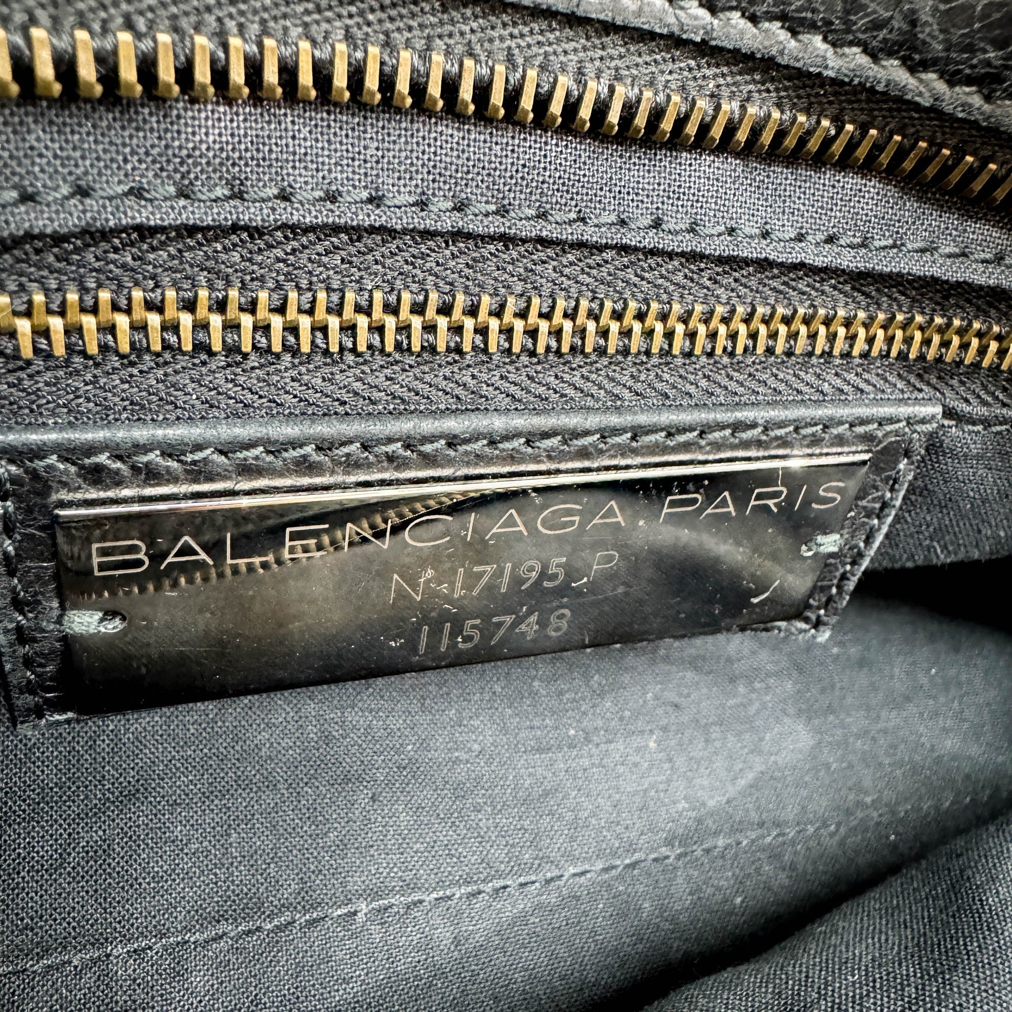 The City Black Leather Two Way Bag - Image 14