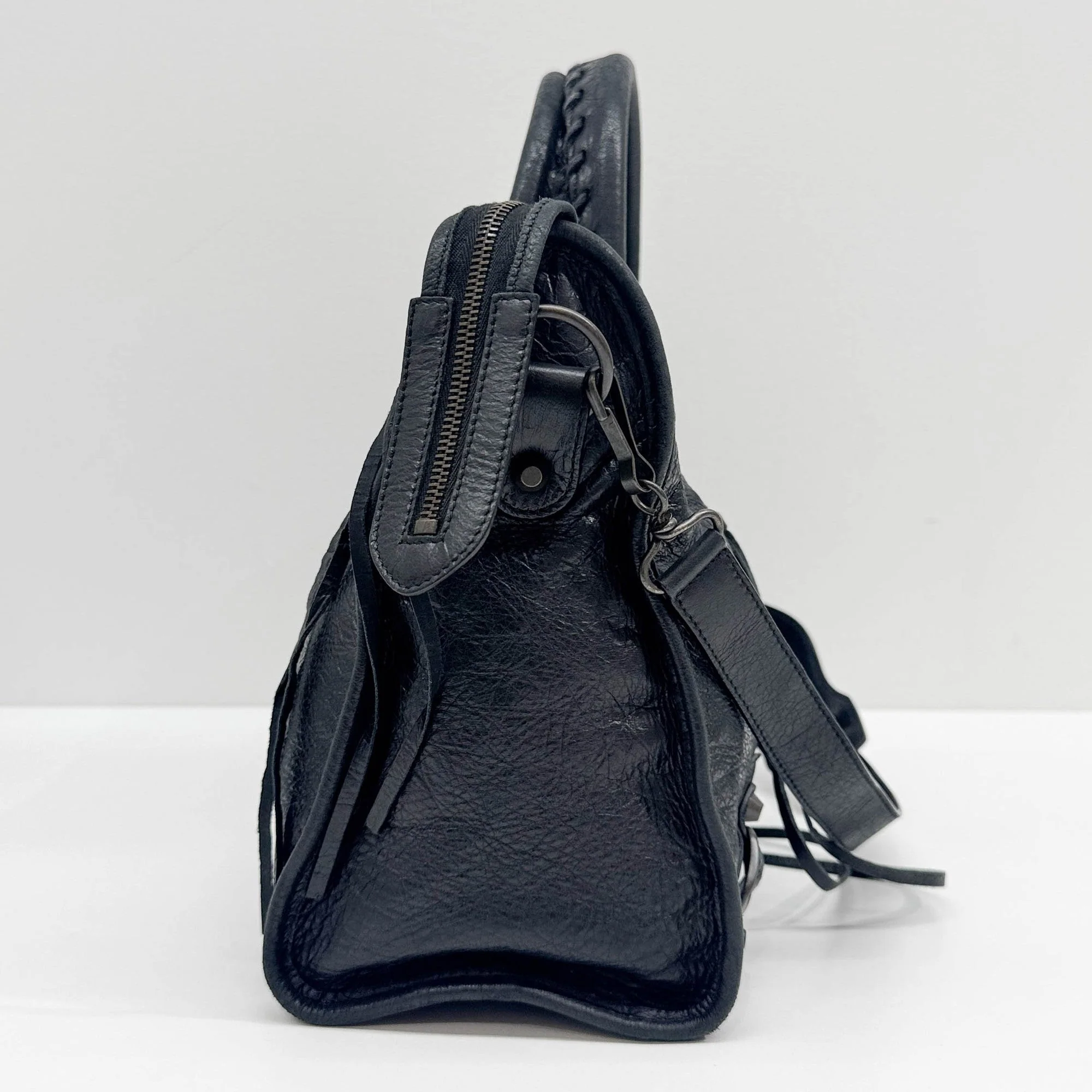 The City Black Leather Two Way Bag - Image 4