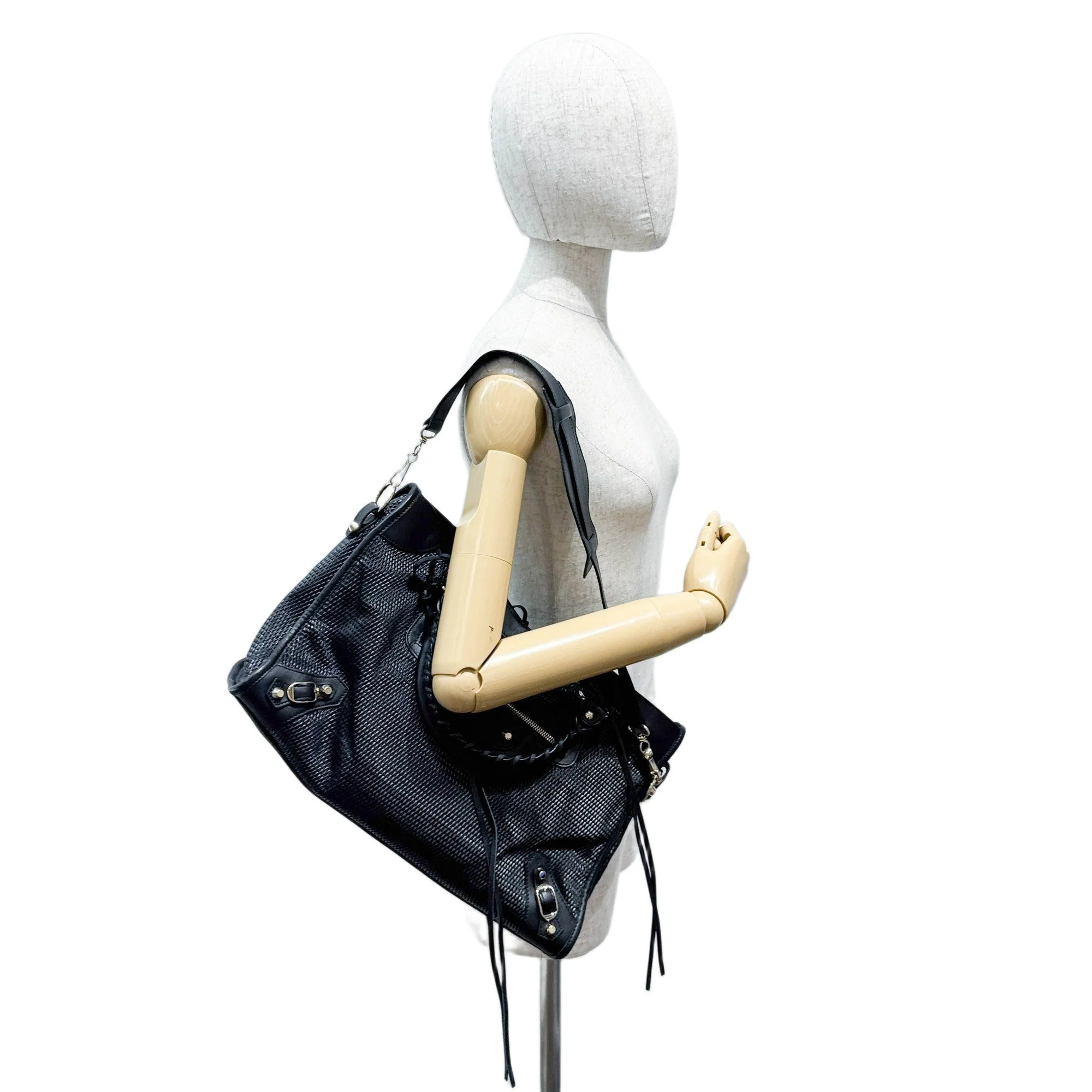 The City Black Leather Two Way Bag - Image 3