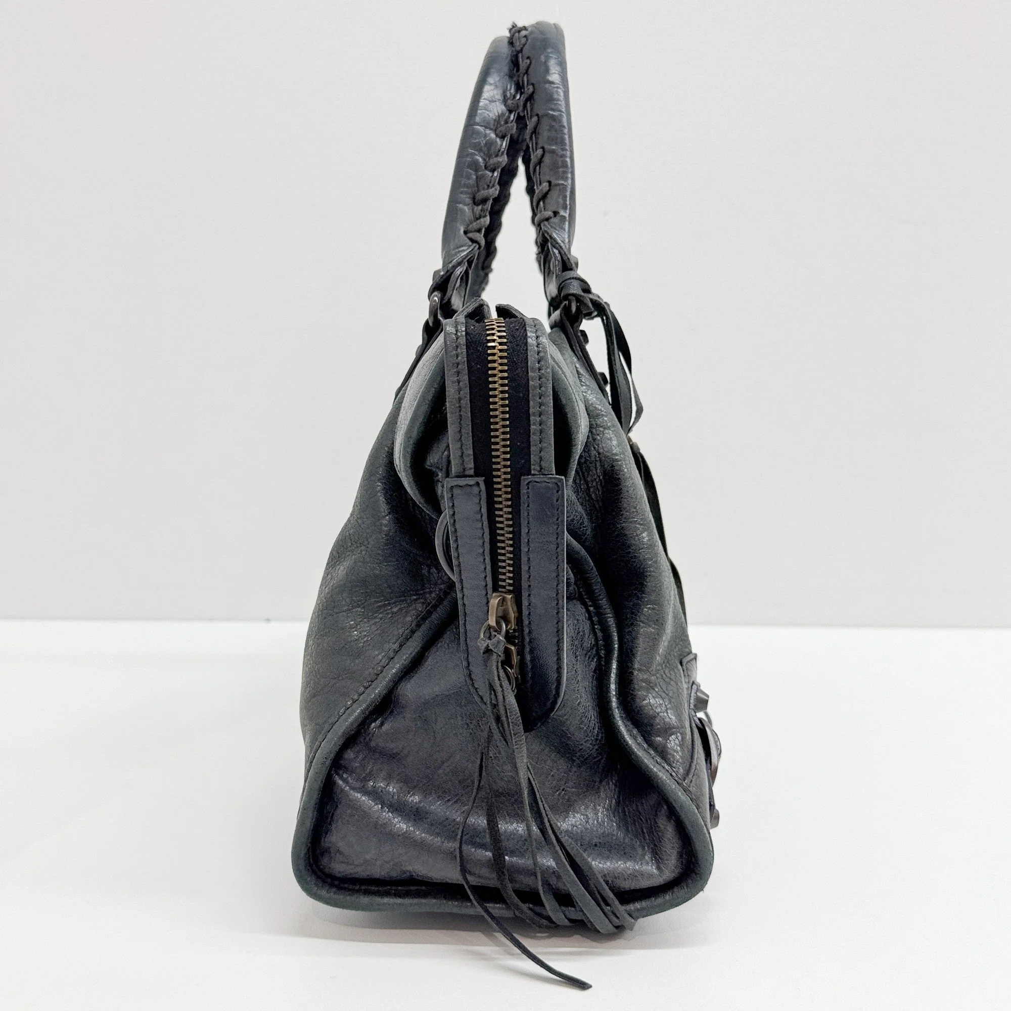 The City Black Leather Two Way Bag - Image 5