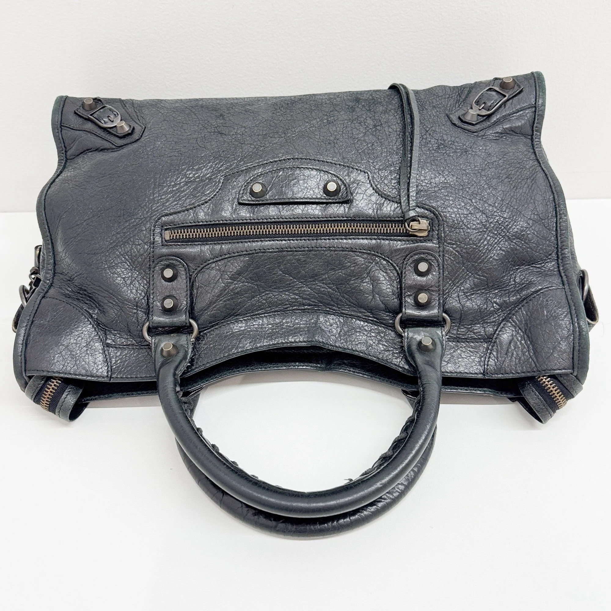 The City Black Leather Two Way Bag - Image 7