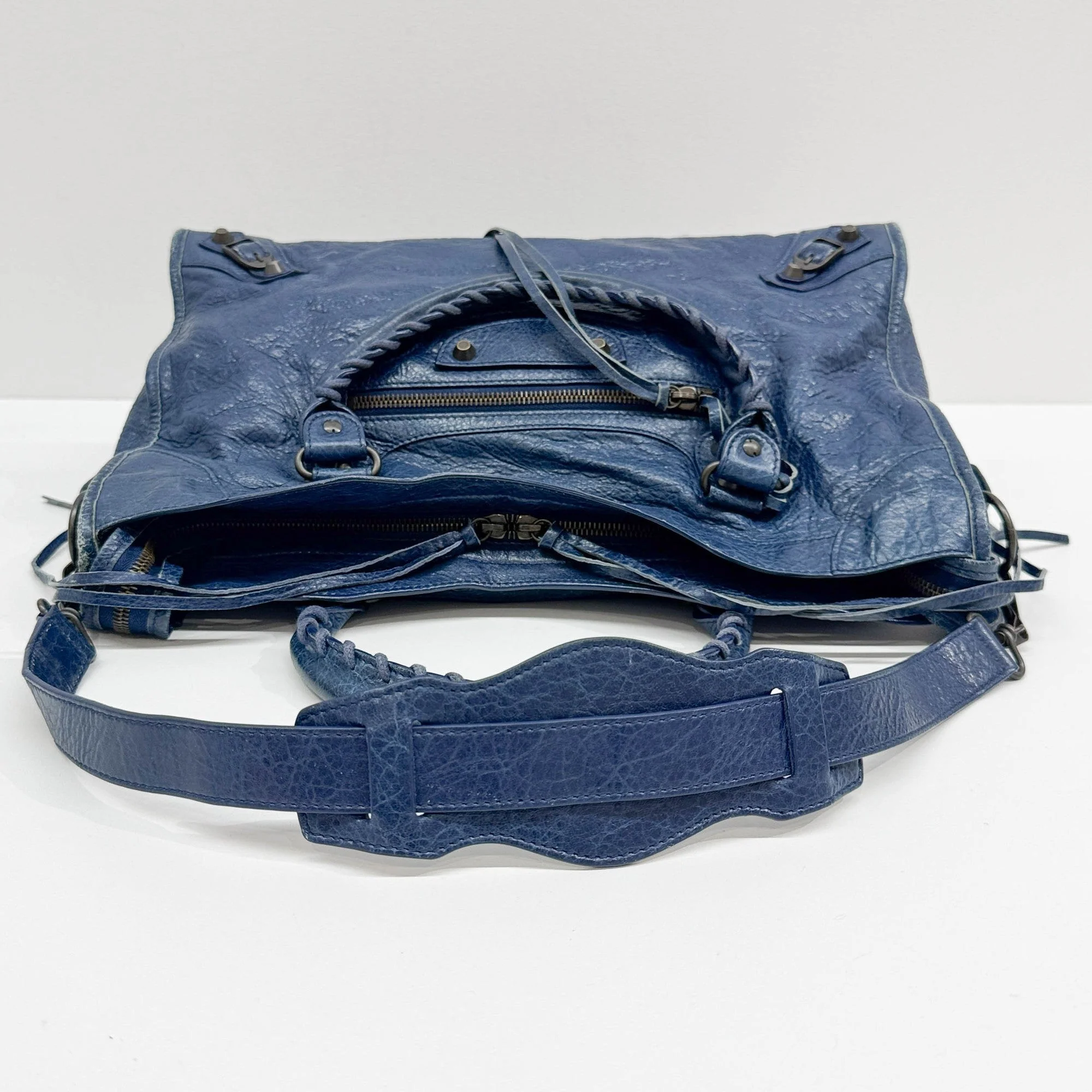 The City Blue Leather Two Way Bag - Image 7