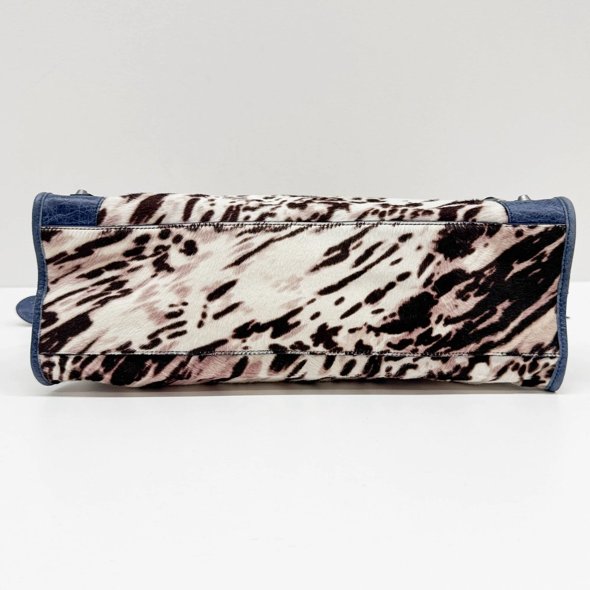 The City Blue Trim Multicolor Spotted Pony Hair Two Way Bag - Image 8
