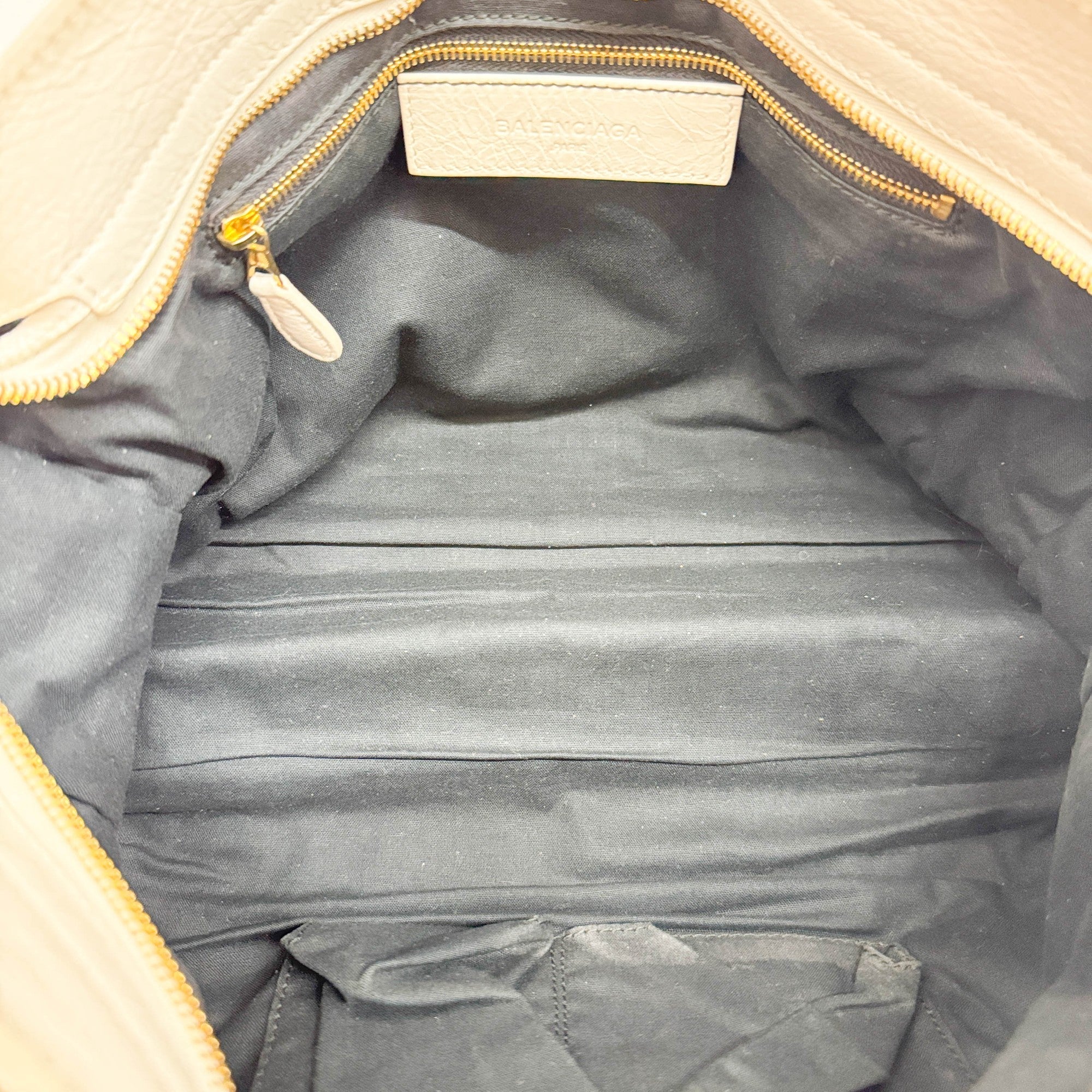 The City Eggshell White Leather Two Way Bag - Image 13