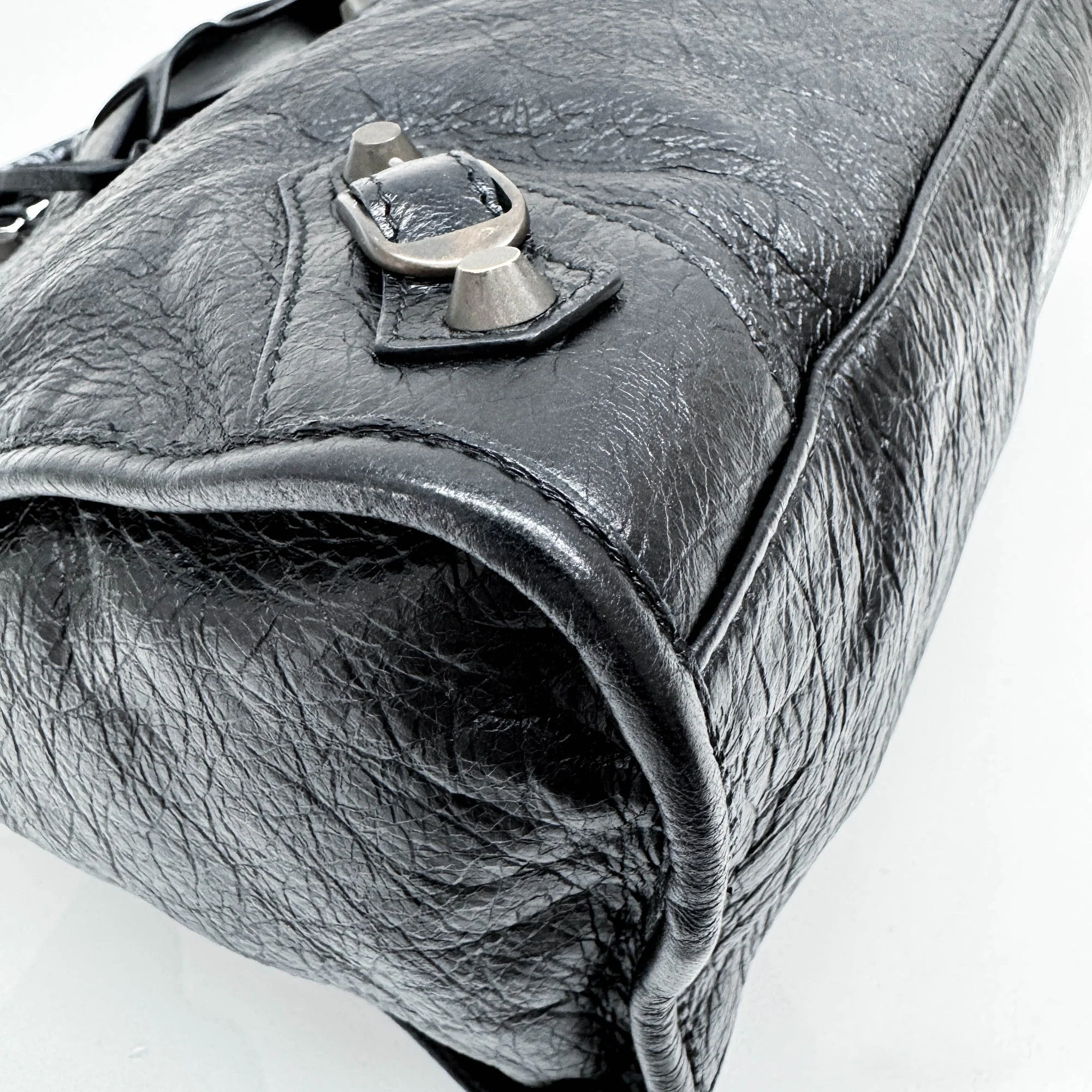 The City Graffiti Handle Black Leather Two Way Bag - Image 12