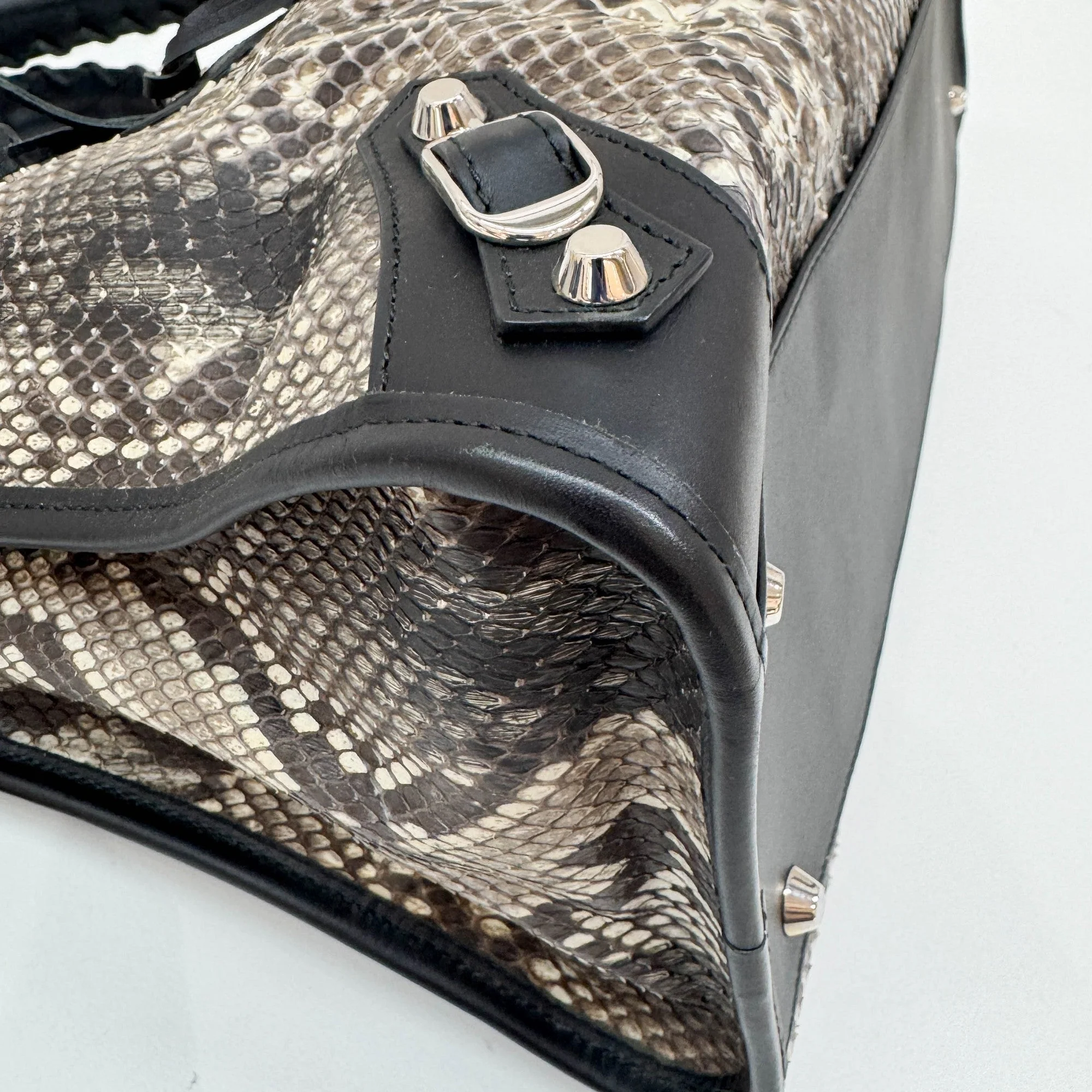 The City Multicolor Python Embossed Leather Two Way Bag - Image 11