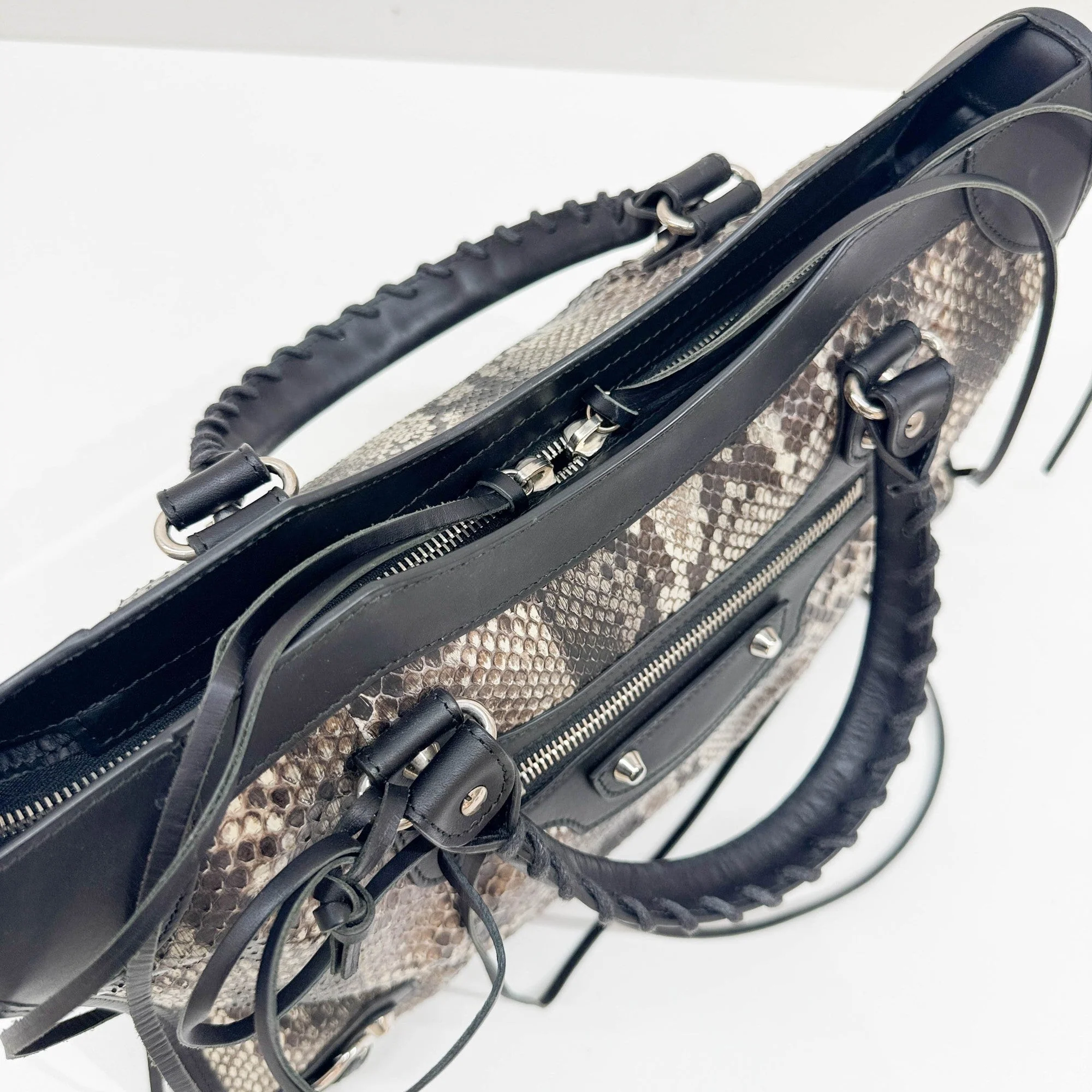 The City Multicolor Python Embossed Leather Two Way Bag - Image 16