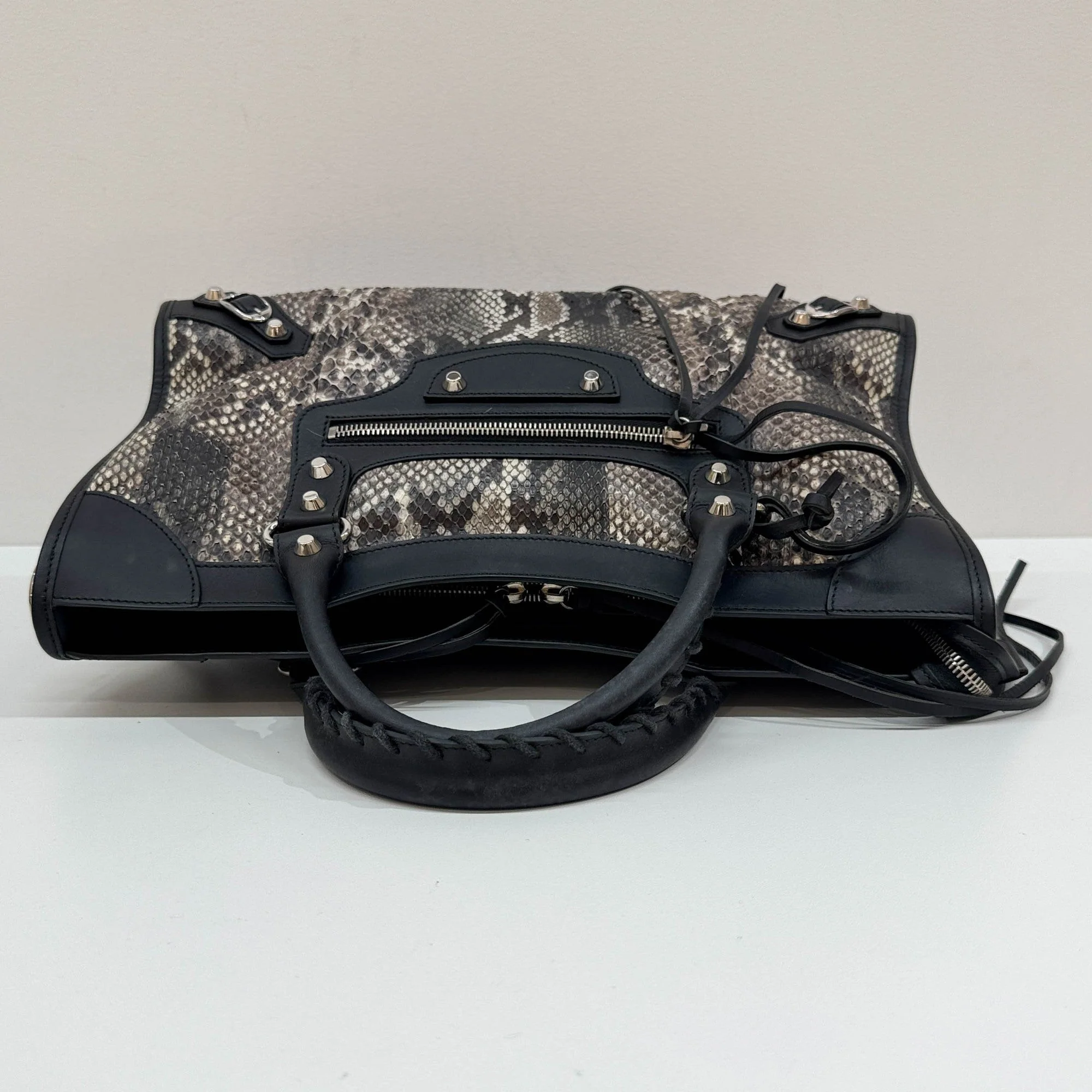 The City Multicolor Python Embossed Leather Two Way Bag - Image 7
