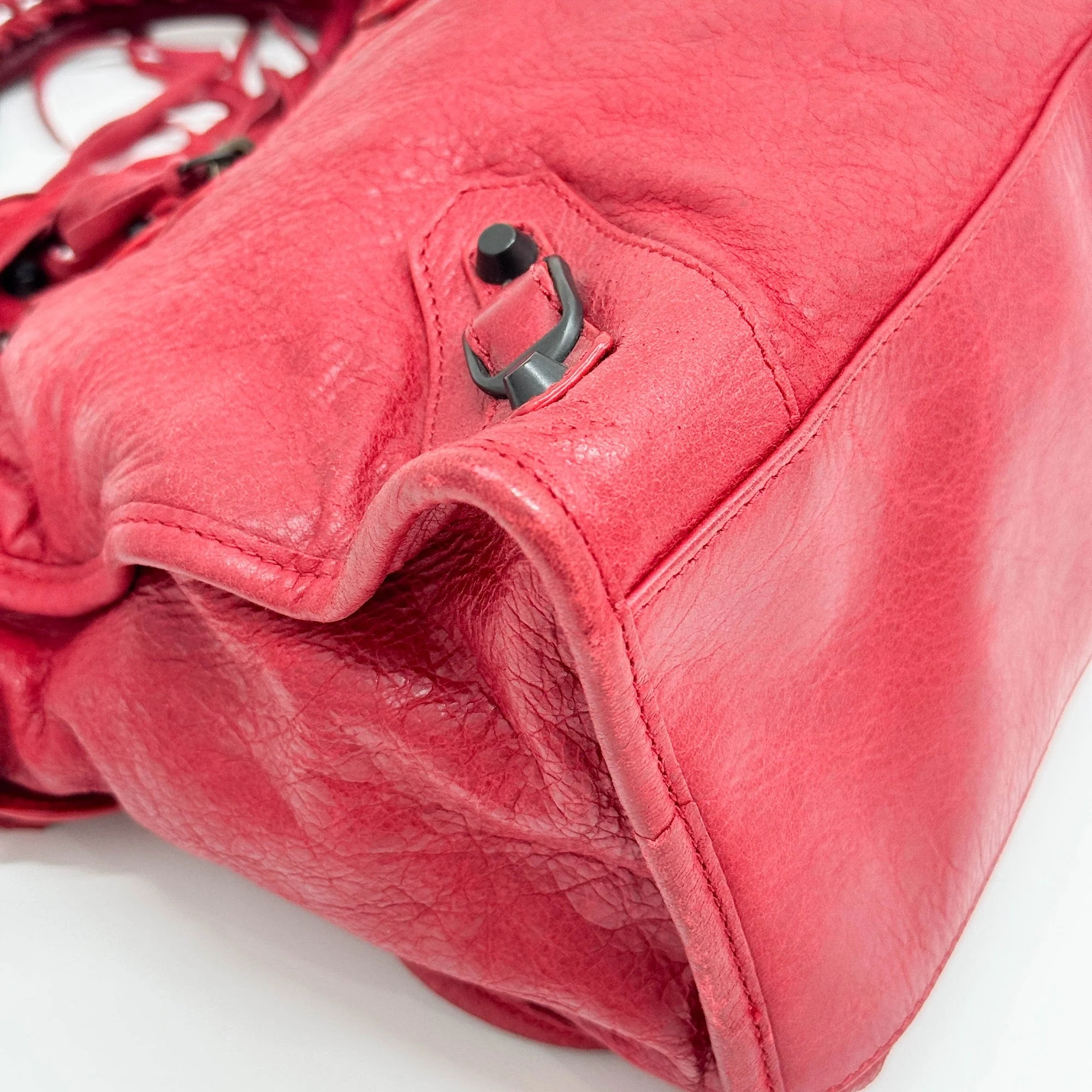 The City Red Leather Two Way Bag - Image 9