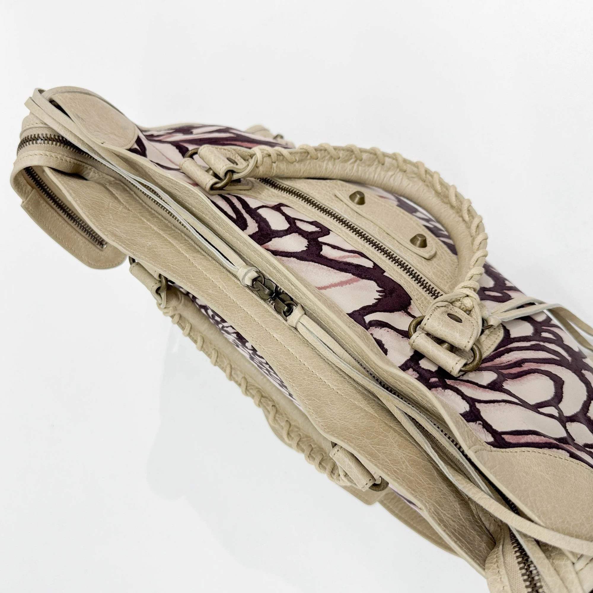 The City White & Purple Winged Print Nylon and Leather Two Way Bag - Image 16