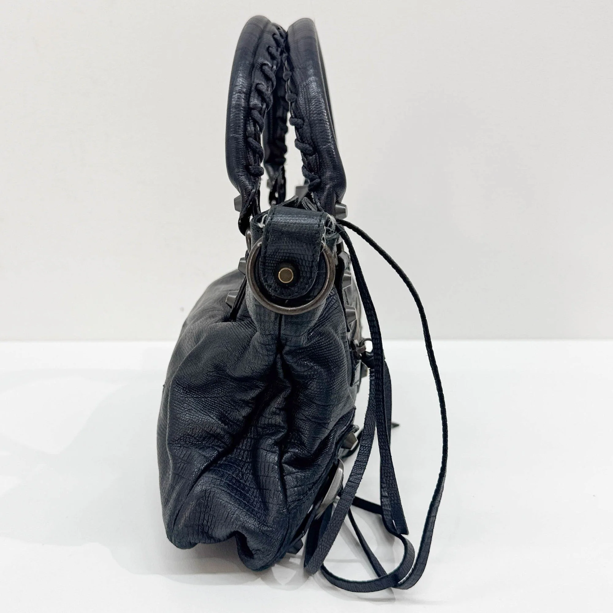 The First Black Lizard Embossed Leather Hand Bag - Image 5