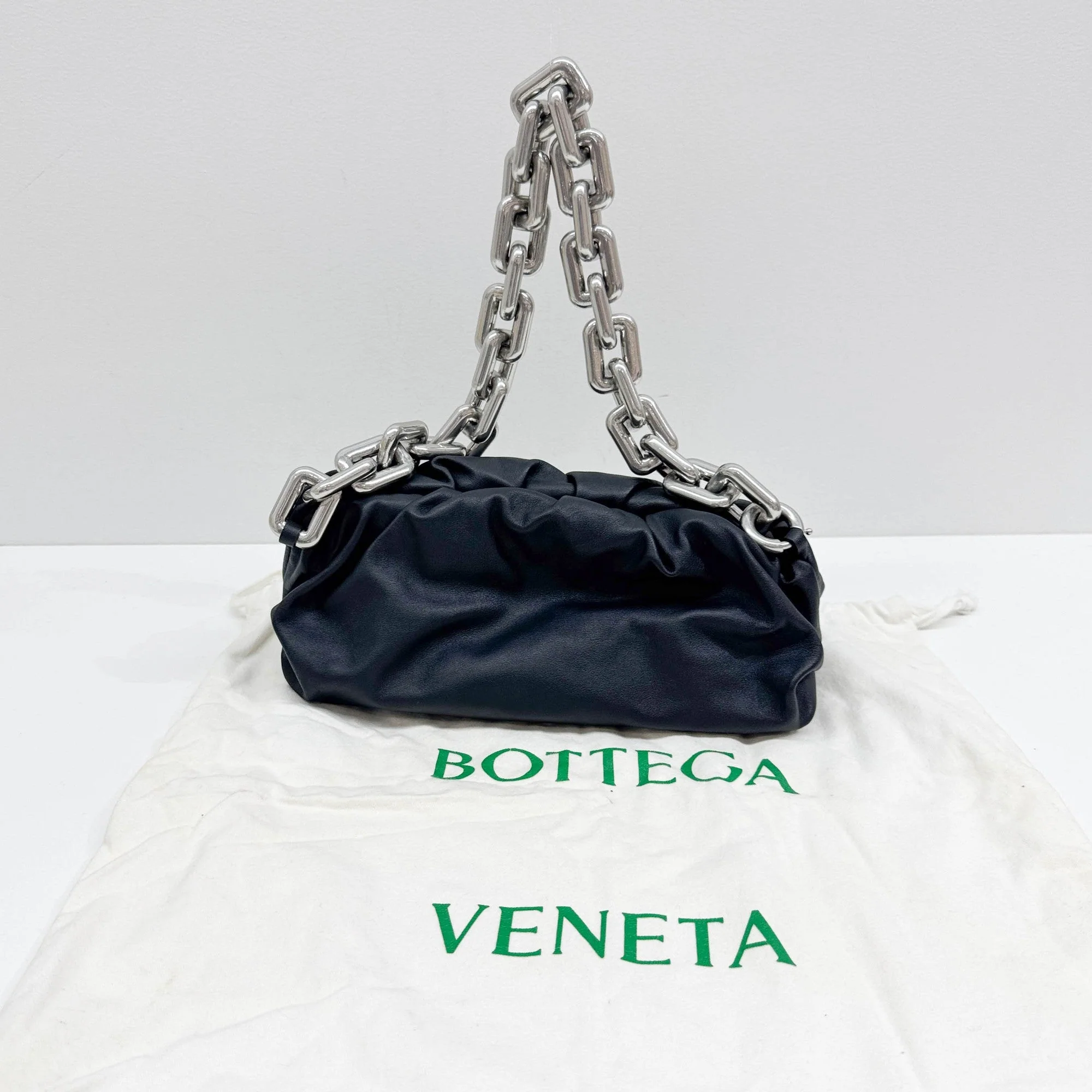 The Pouch Metal Chain Strap Black Leather Shoulder Bag - Image 4