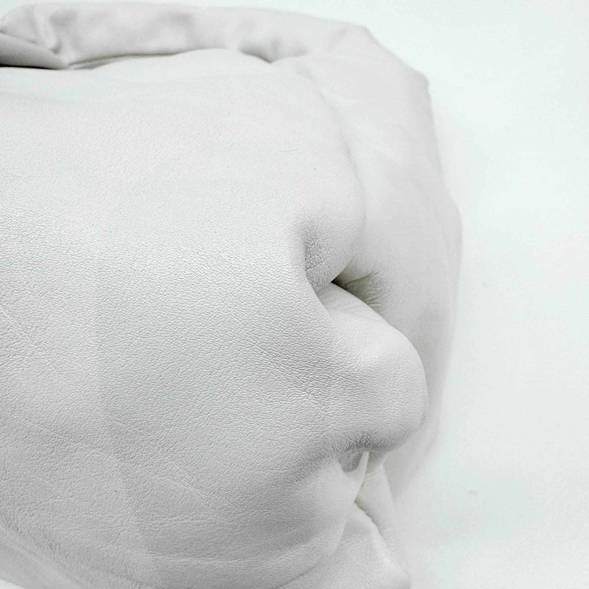 The Pouch White Leather Shoulder Bag - Image 12