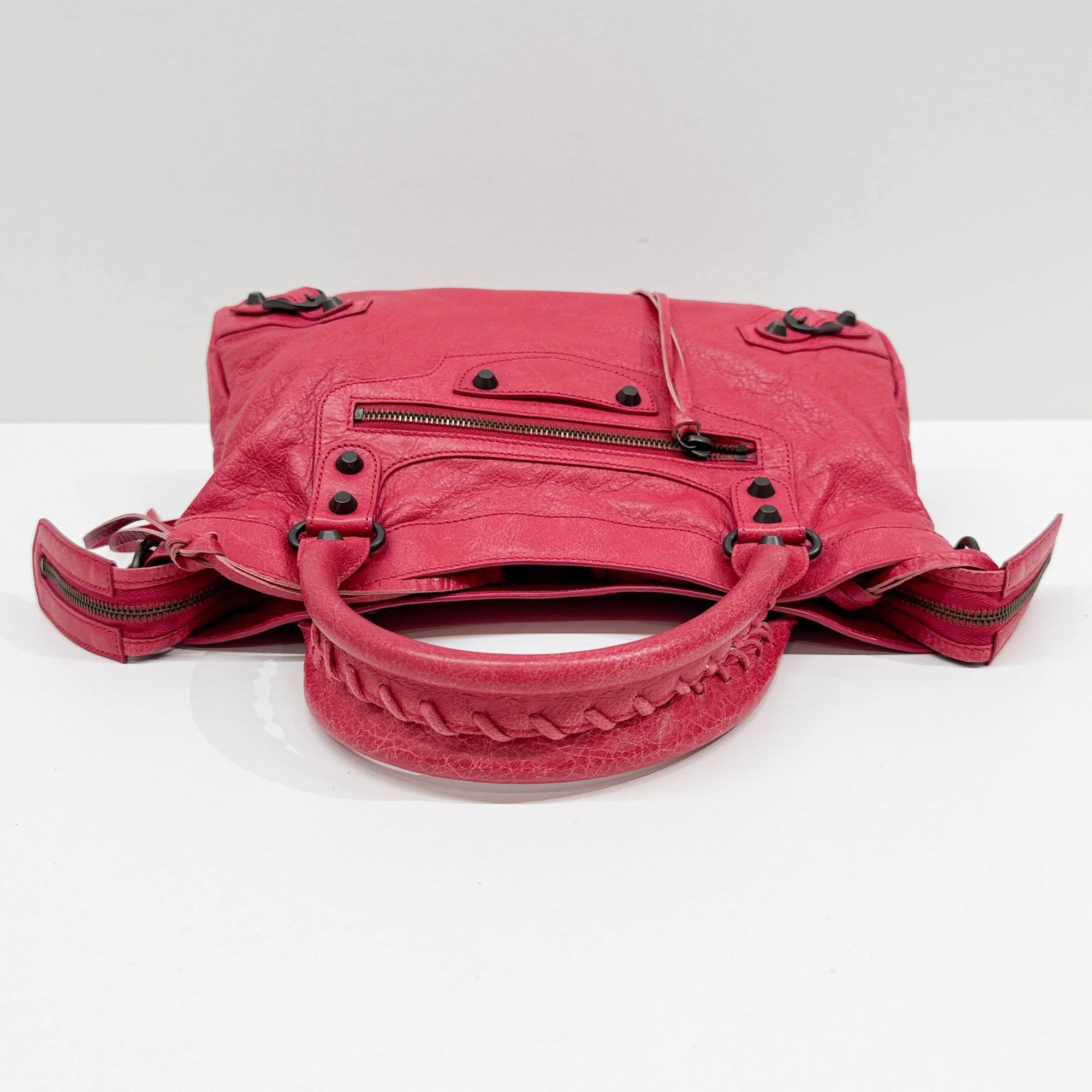 The Town Cerise Pink Leather Hand Bag - Image 7