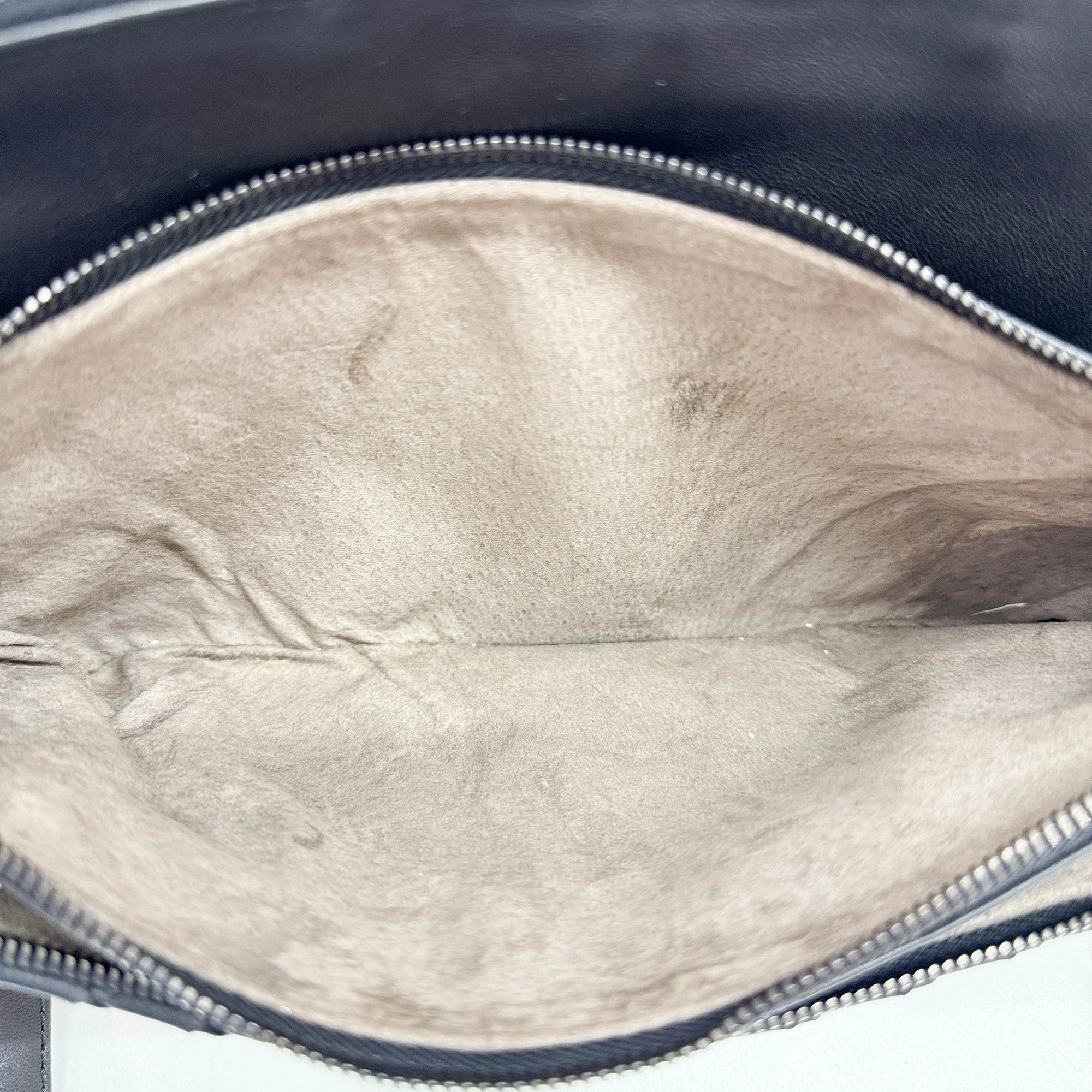 Three-Tiered Black Intrecciato Leather Shoulder Bag - Image 13