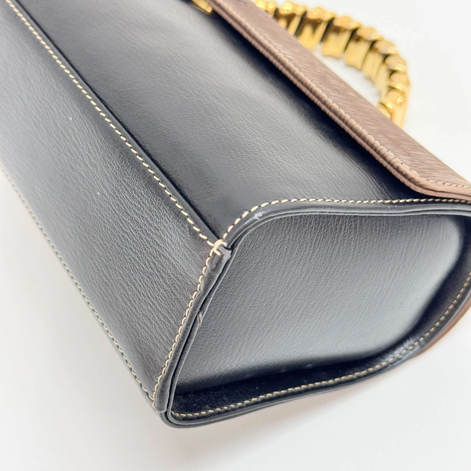Velasquez Black Leather Hand Bag - Image 9