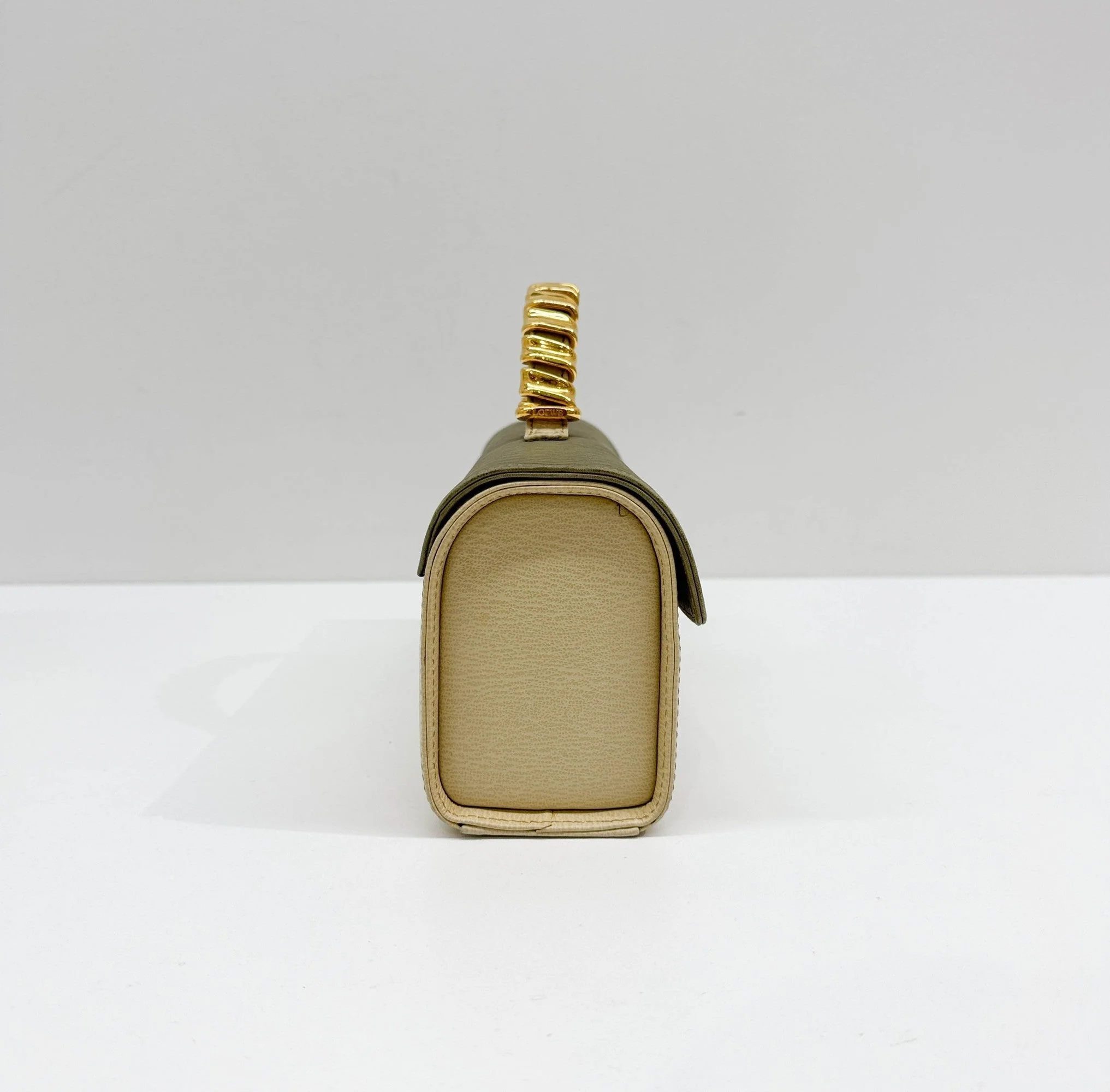 Velazquez Green Leather Hand Bag - Image 5