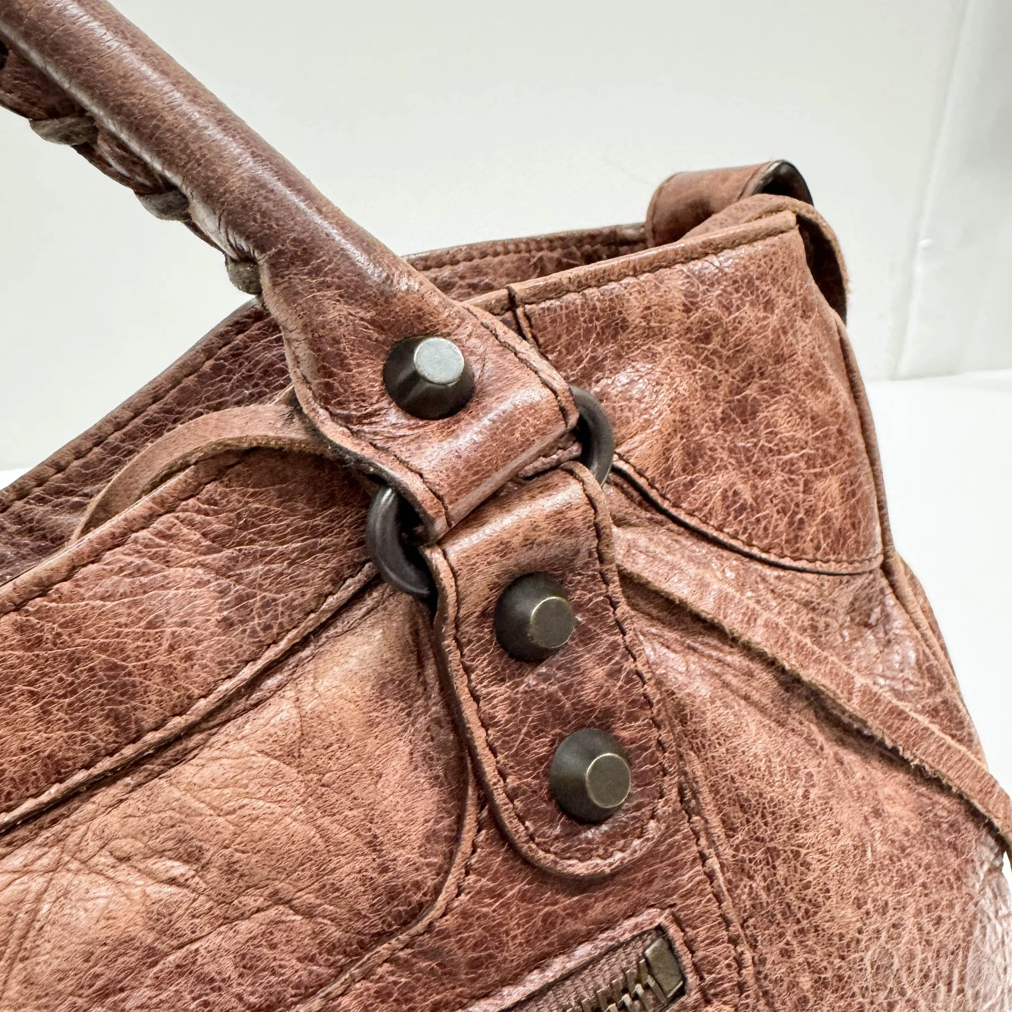 Velo Brown Leather Two Way Bag - Image 19