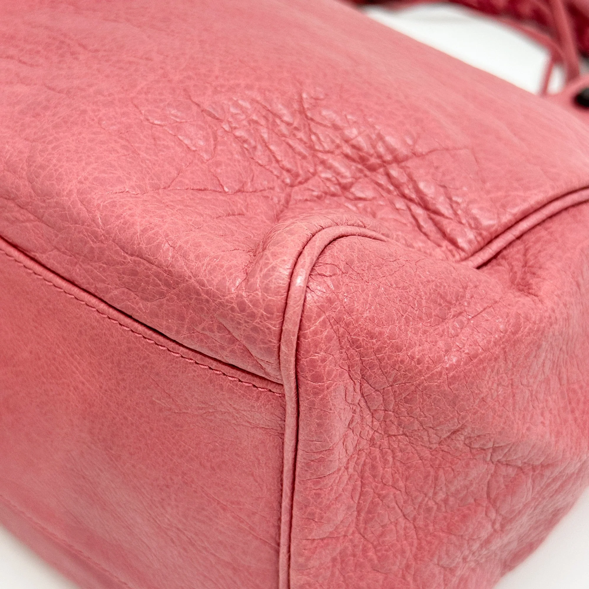 Velo Grenadine Pink Leather Two Way Bag - Image 12