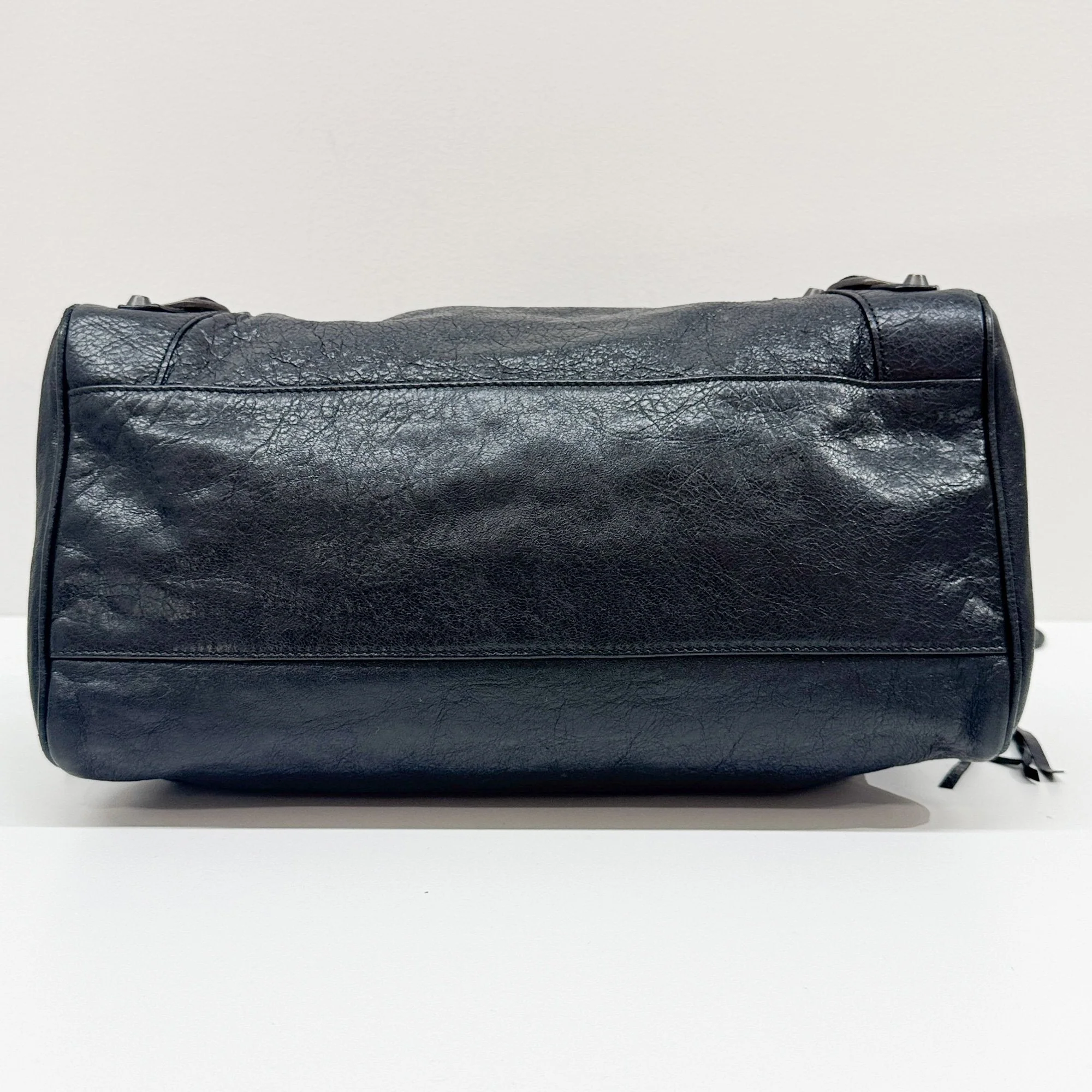 Velo Leather Two Way Bag - Image 8