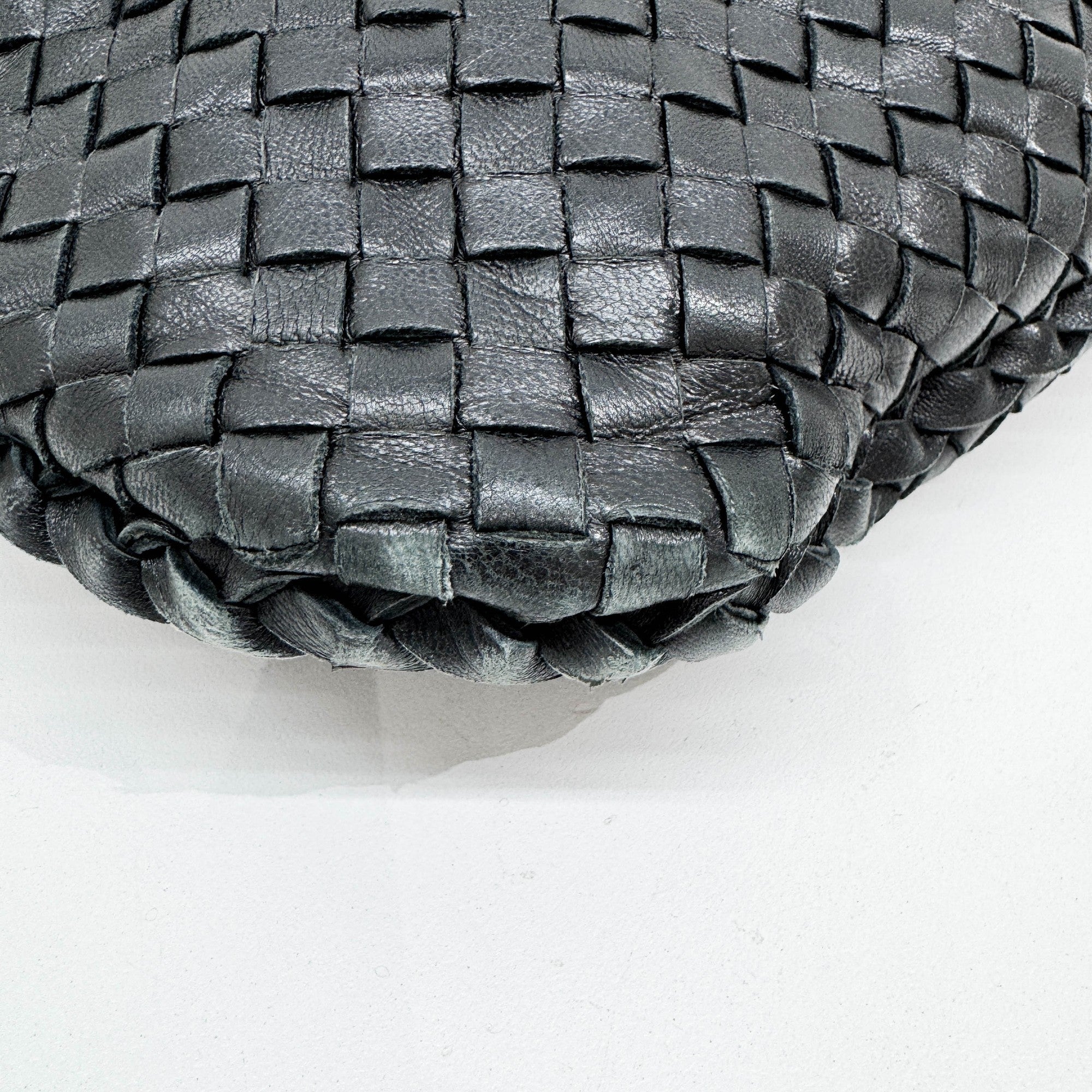 Veneta Intrecciato Black Leather Shoulder Bag - Image 10