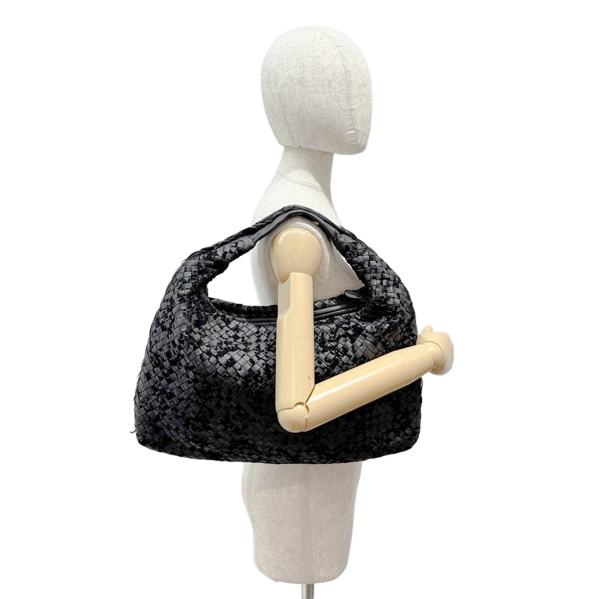 Veneta Intrecciato Black Leather & Suede Shoulder Bag - Image 3