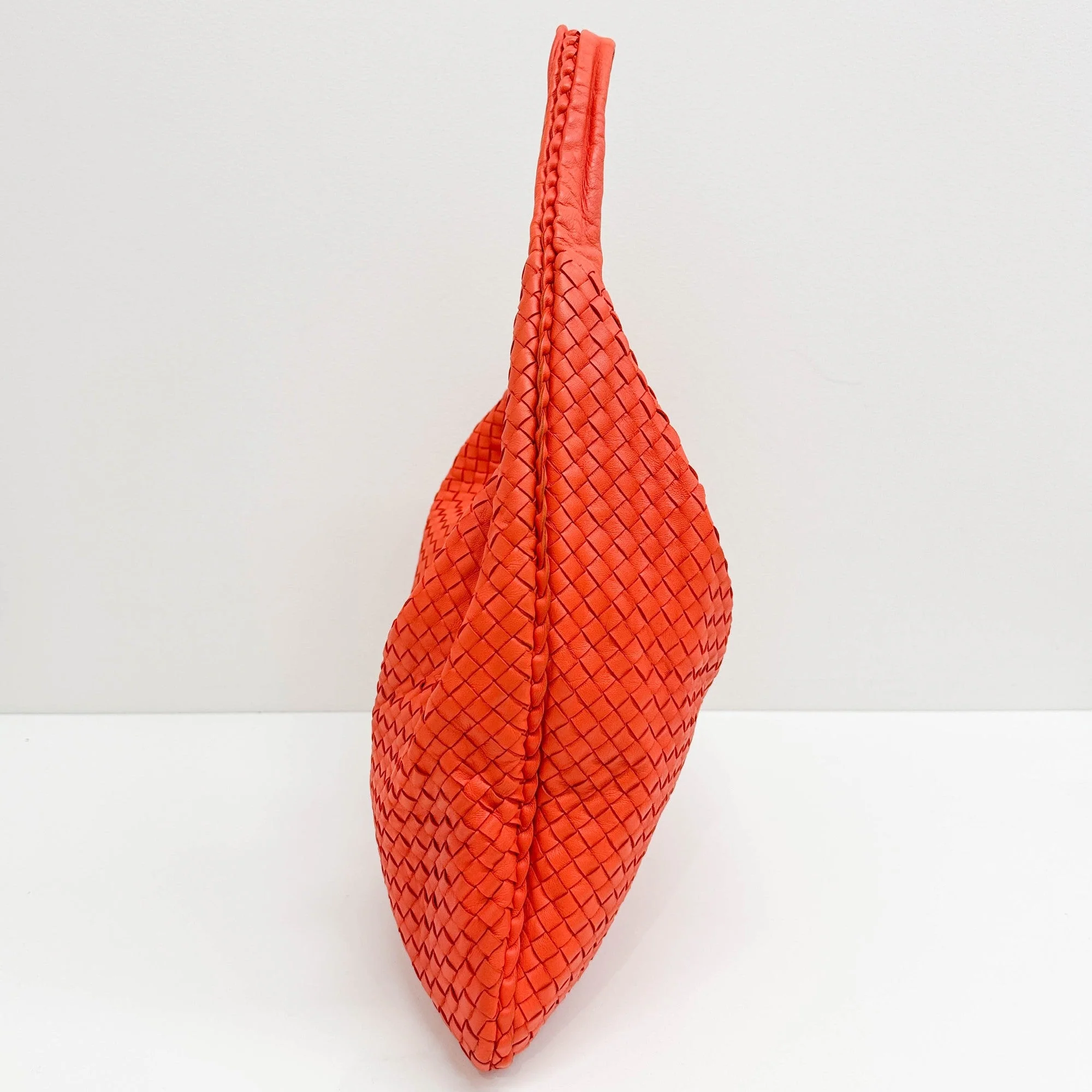 Veneta Intrecciato Orange Leather Shoulder Bag - Image 5