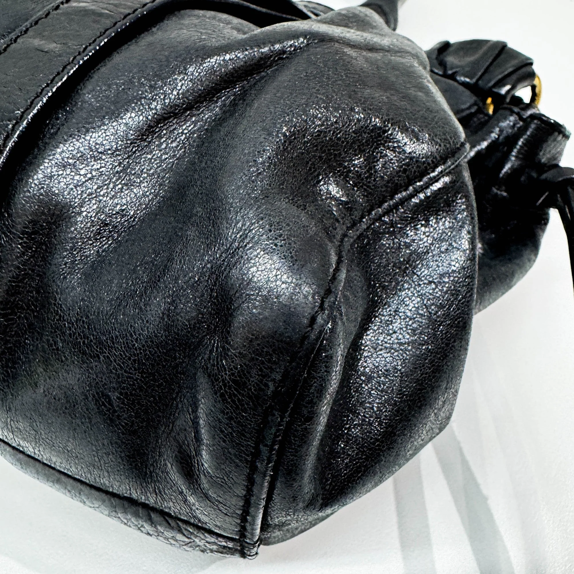 Vitello Black Leather Two Way Bag - Image 10