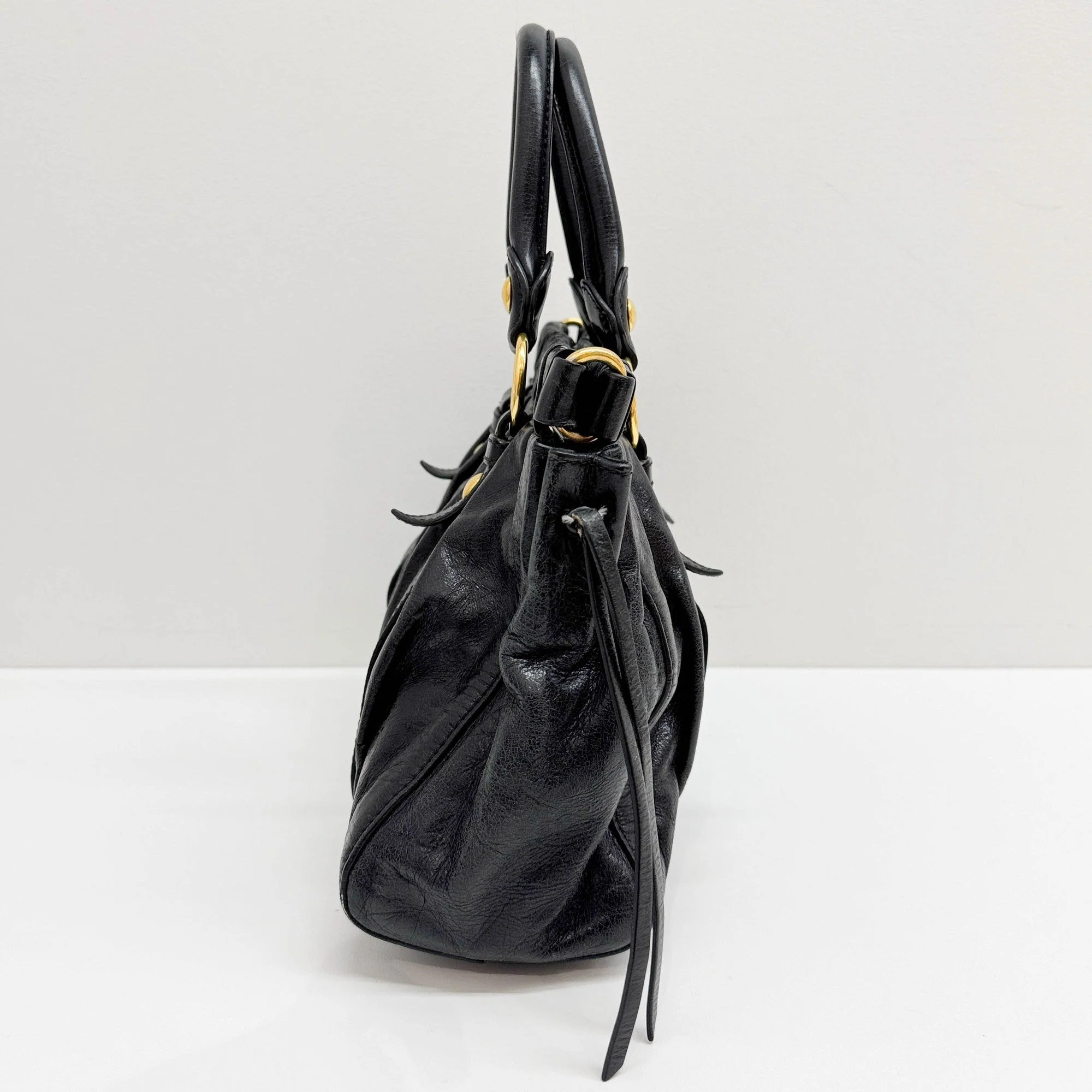Vitello Black Leather Two Way Bag - Image 6