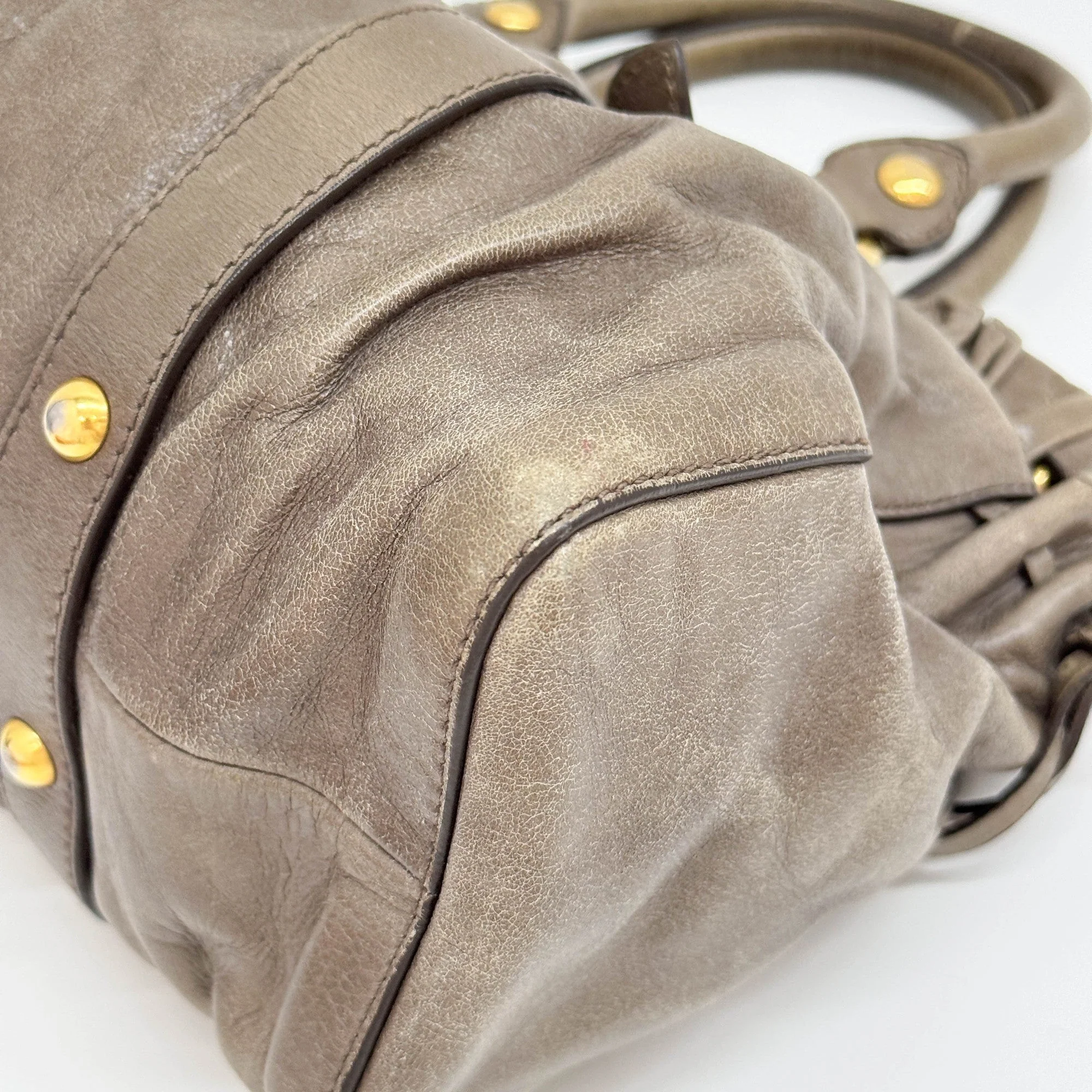 Vitello Dark Khaki Leather Hand Bag - Image 9