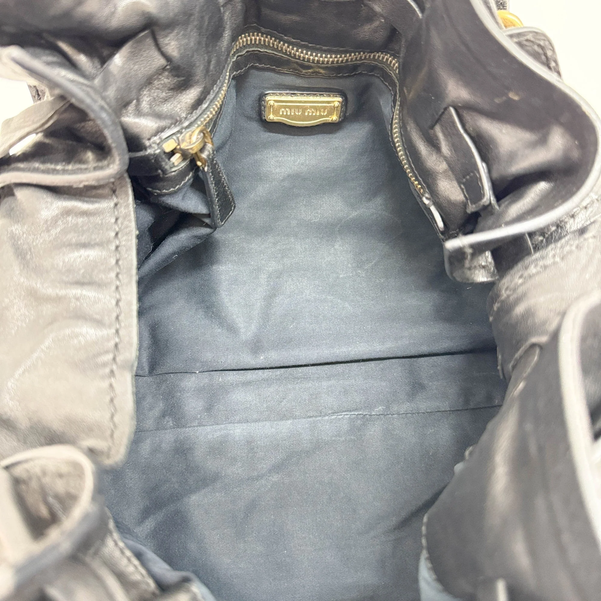 Vitello Lux Bow Black Leather Shoulder Bag - Image 13