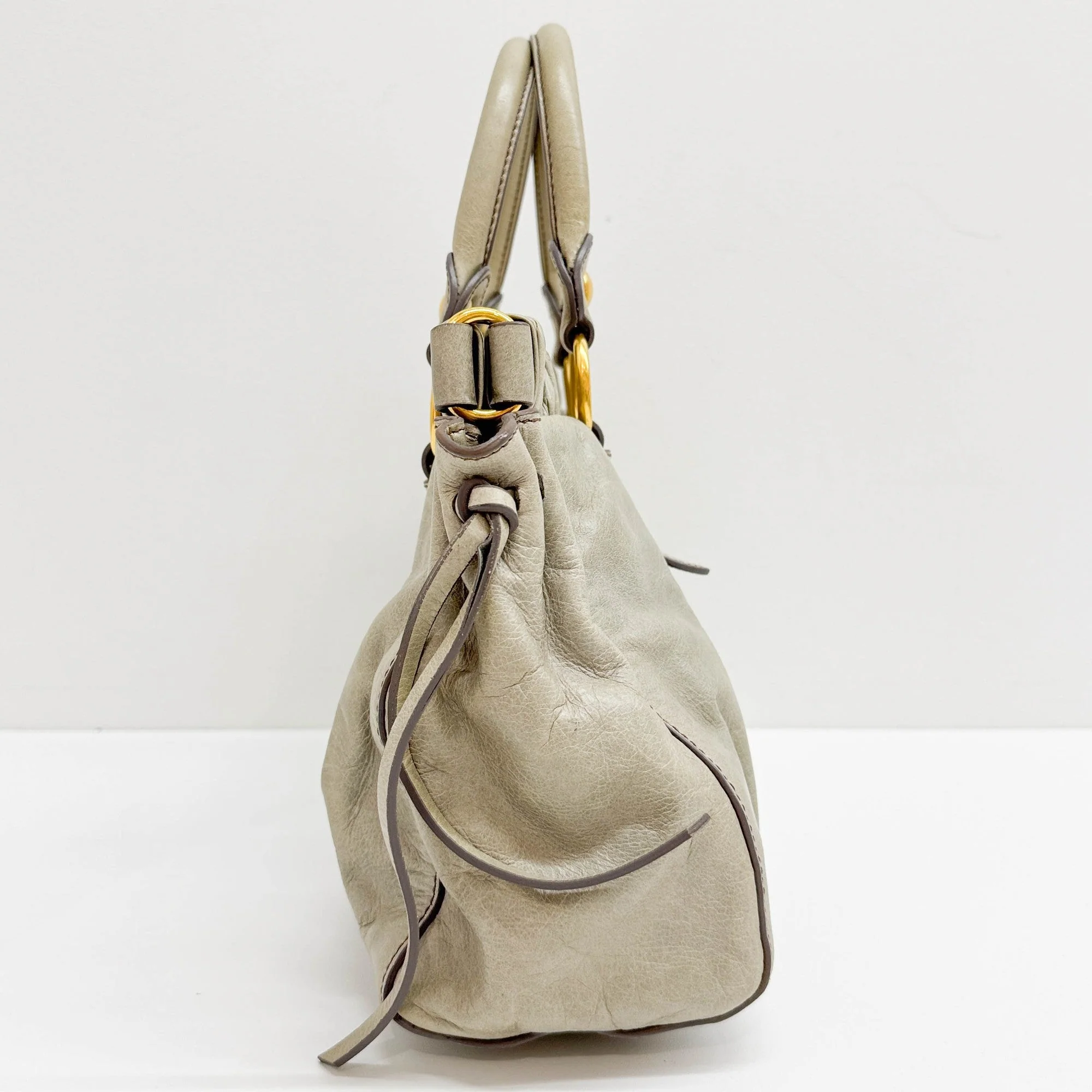 Vitello Sage Green Leather Two Way Bag - Image 5