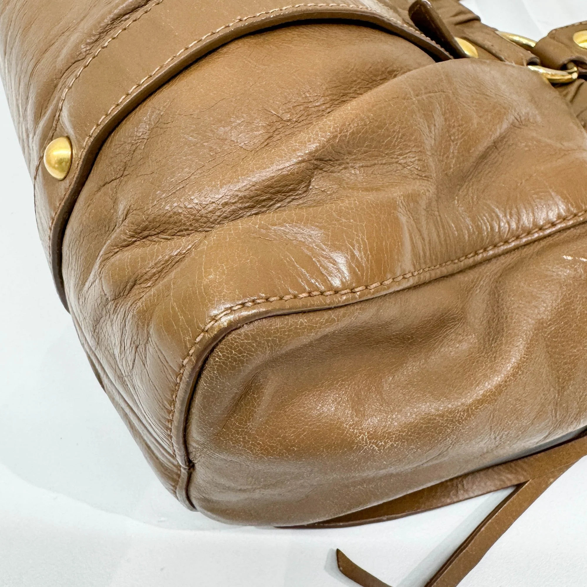 Vitello Tan Leather Two Way Bag - Image 9