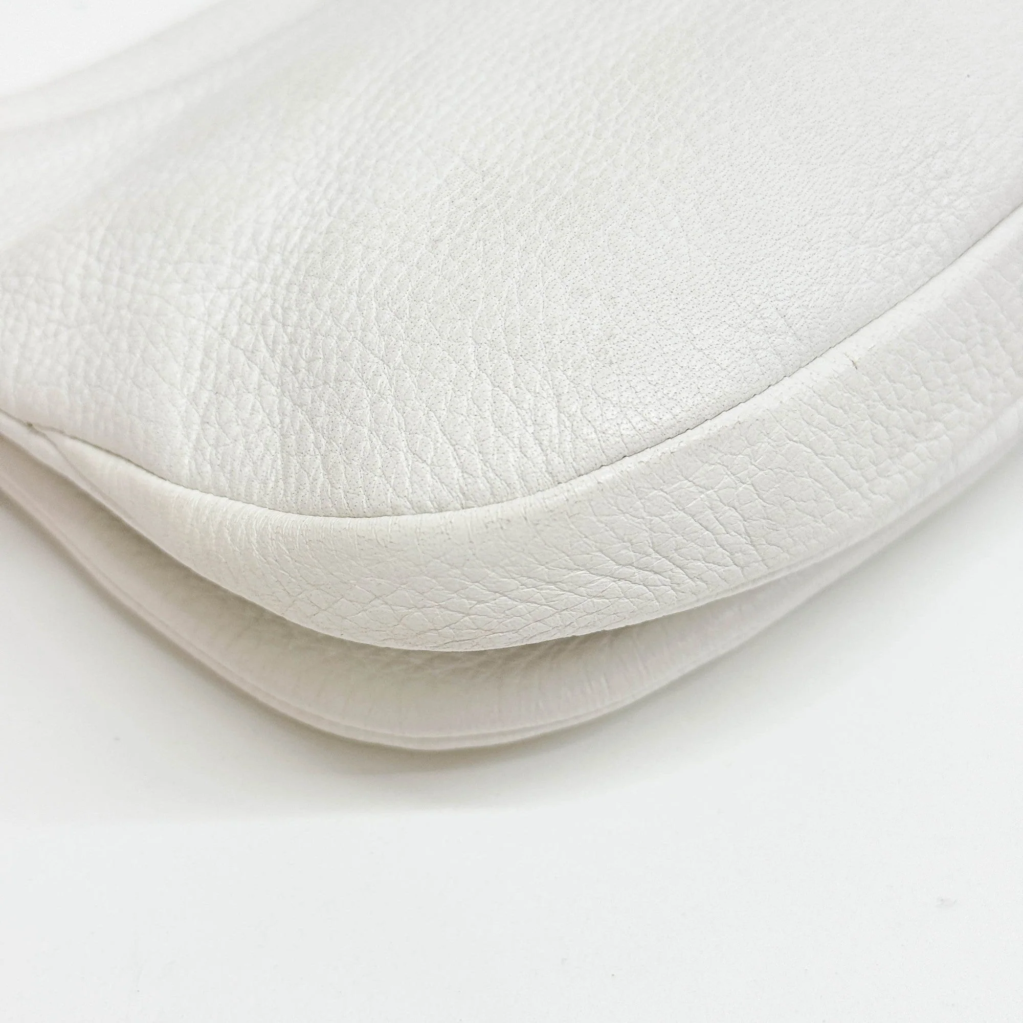 Woven Handle White Leather Shoulder Bag - Image 11