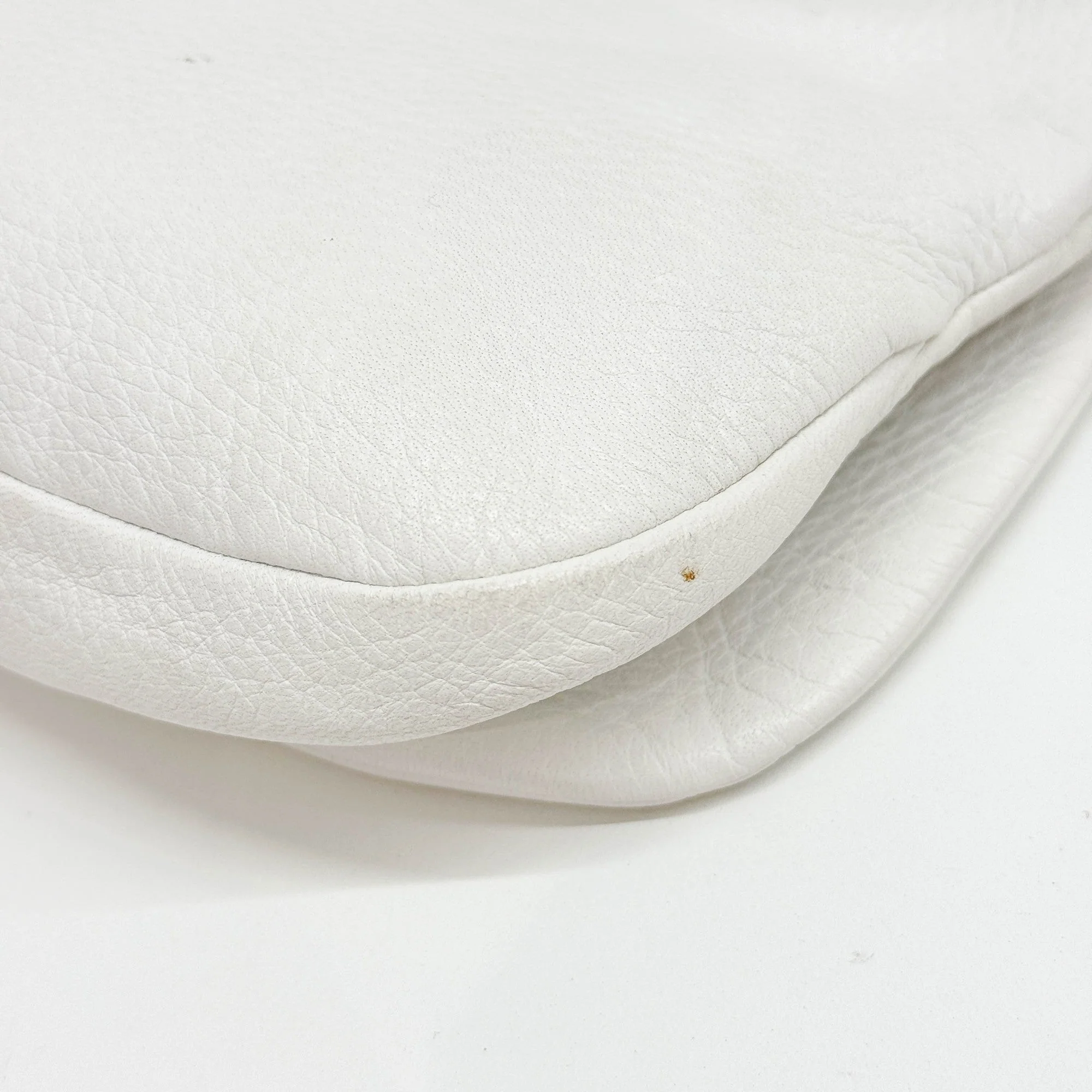 Woven Handle White Leather Shoulder Bag - Image 12