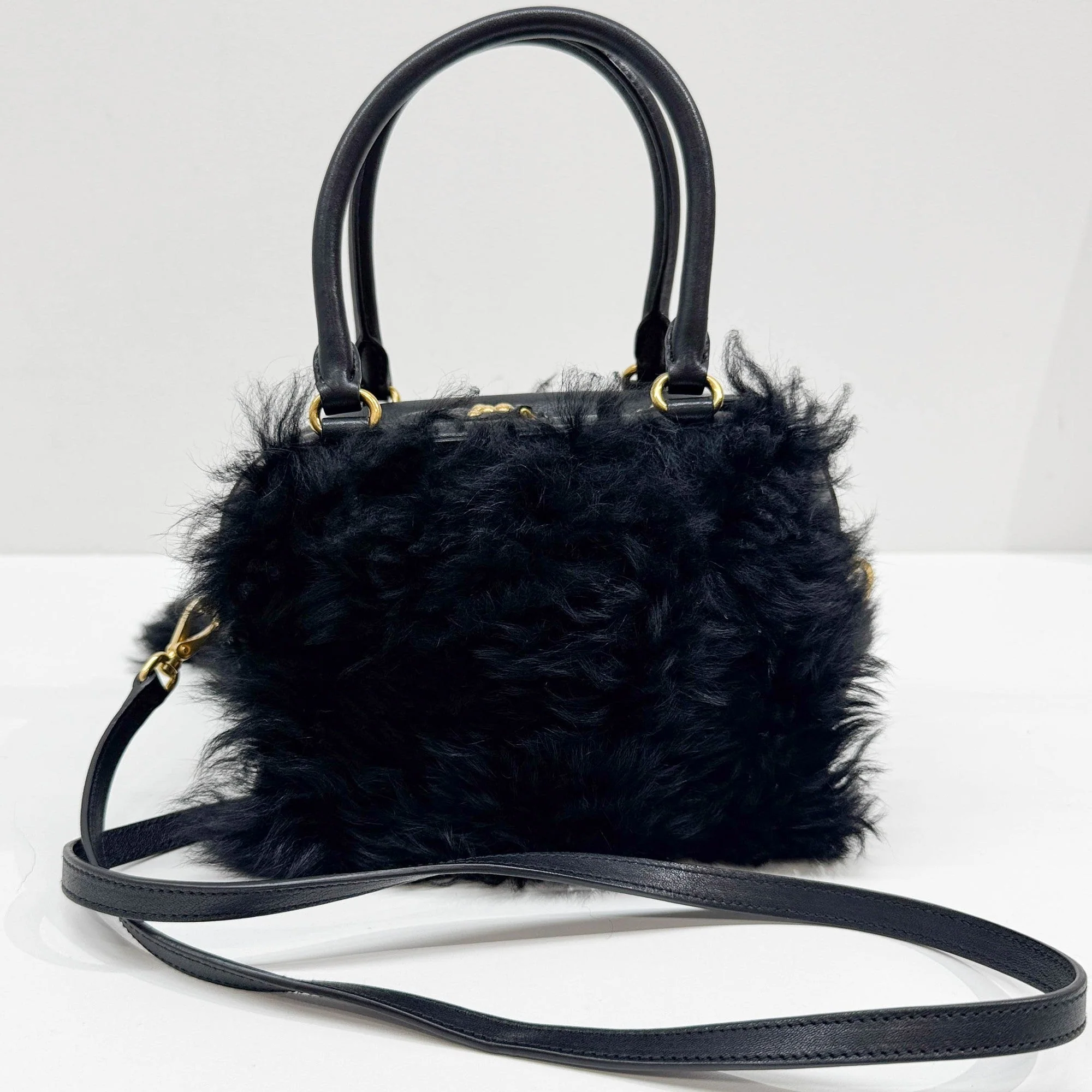 Zipped Top Black Shearling Two-Way Bag - Image 5