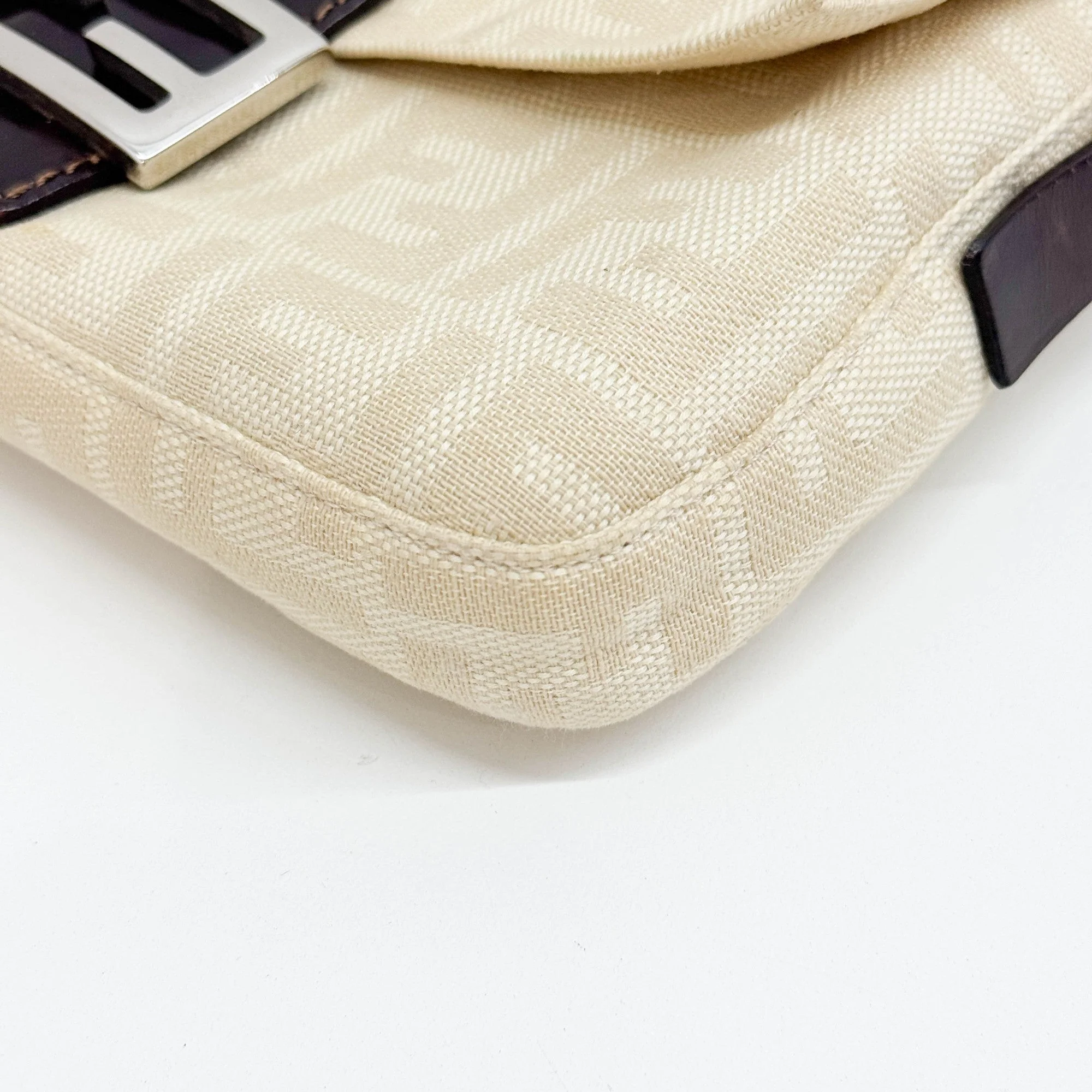 Zucca Baguette Beige Canvas Shoulder Bag - Image 9