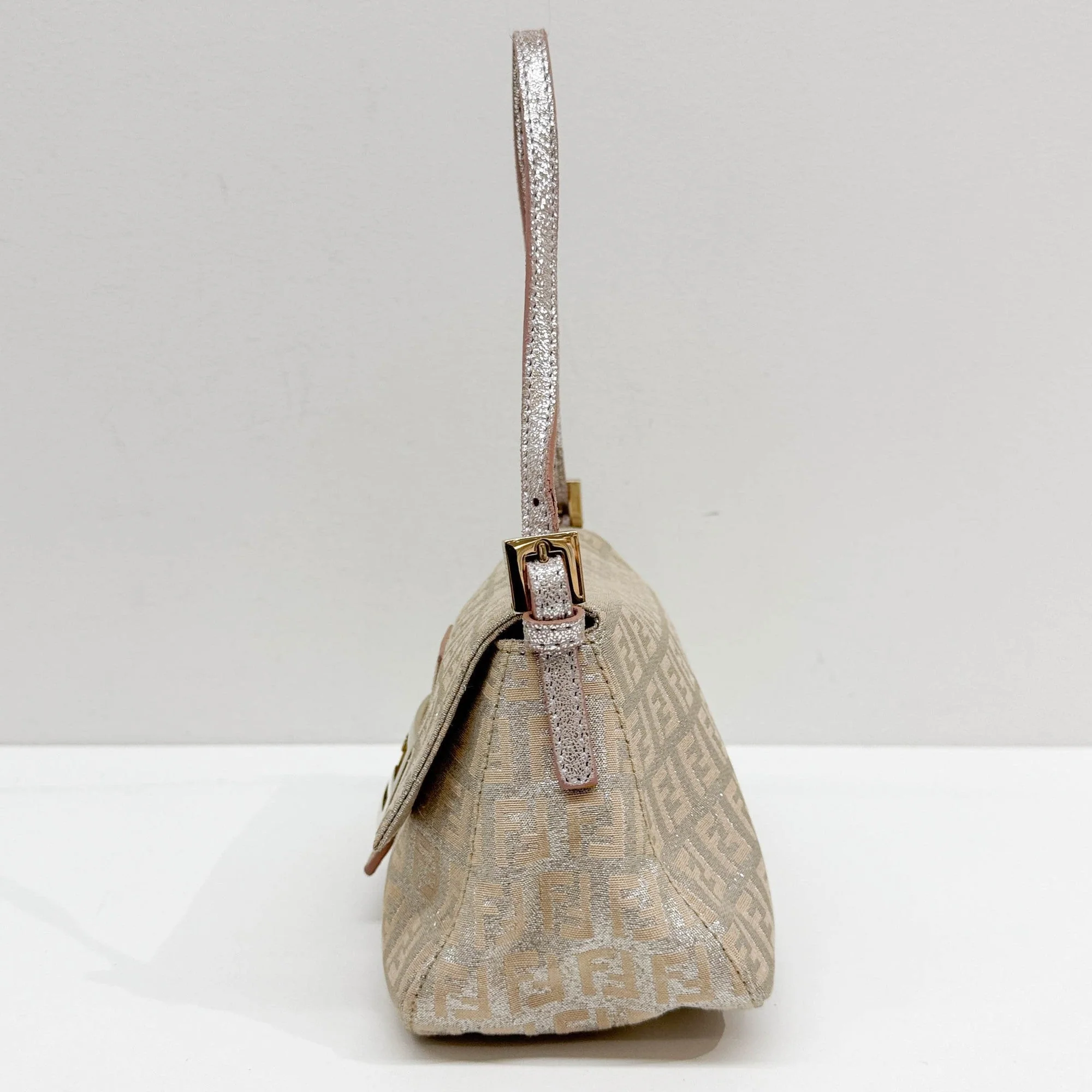 Zucchino Shiny Pink and Silver Handle Bag - Image 5